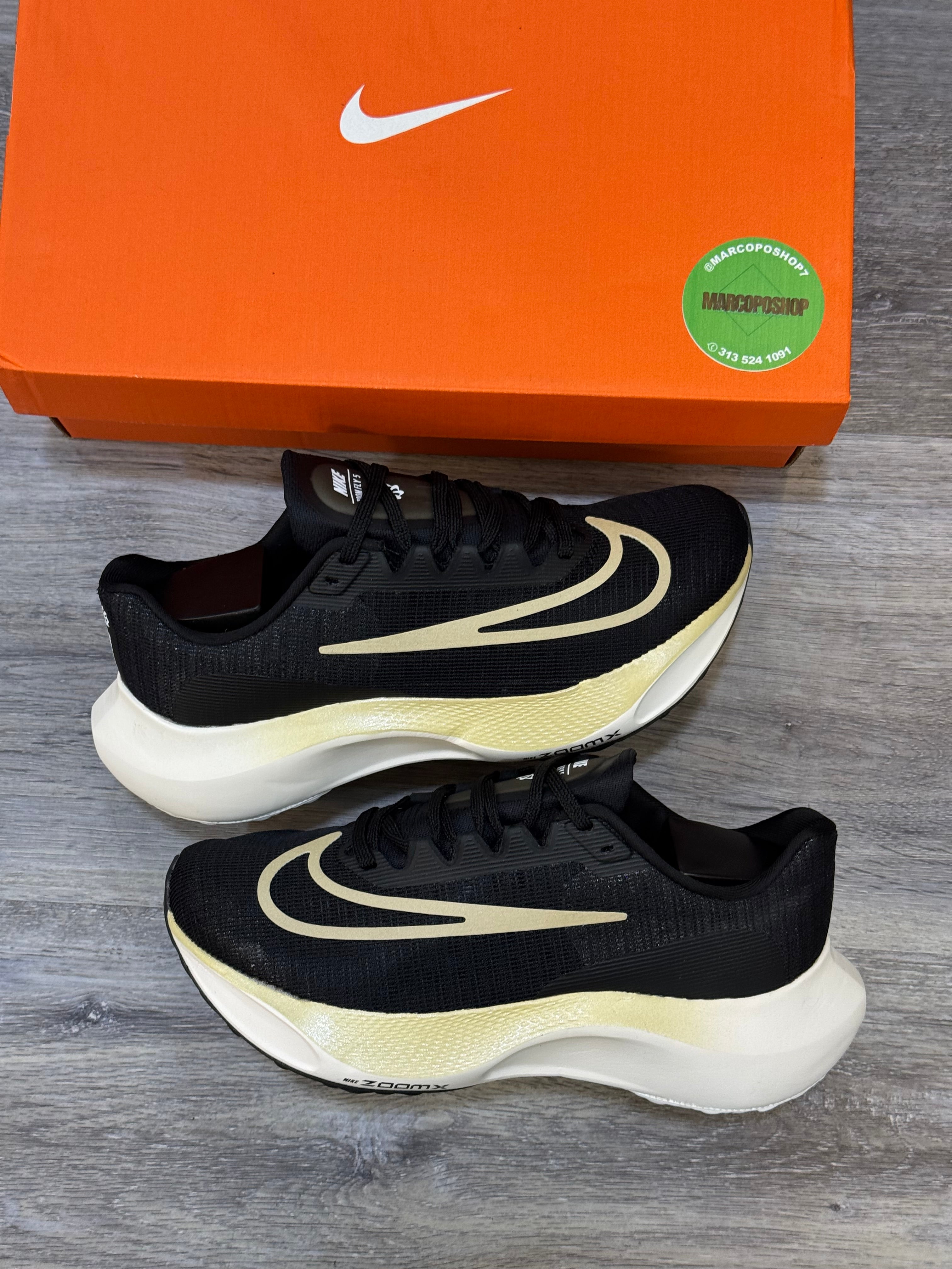 NIKE ZOOMFLY 5