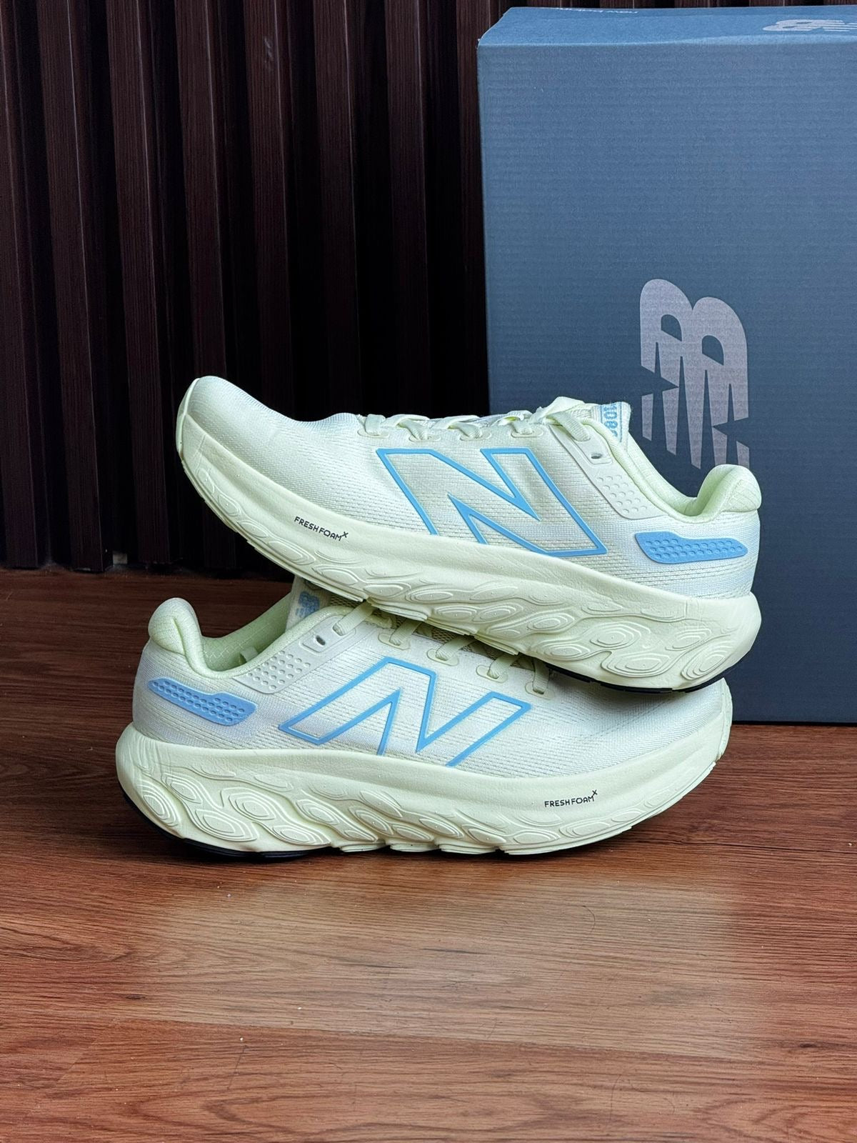 NEW BALANCE 1080.1 HOMBRE