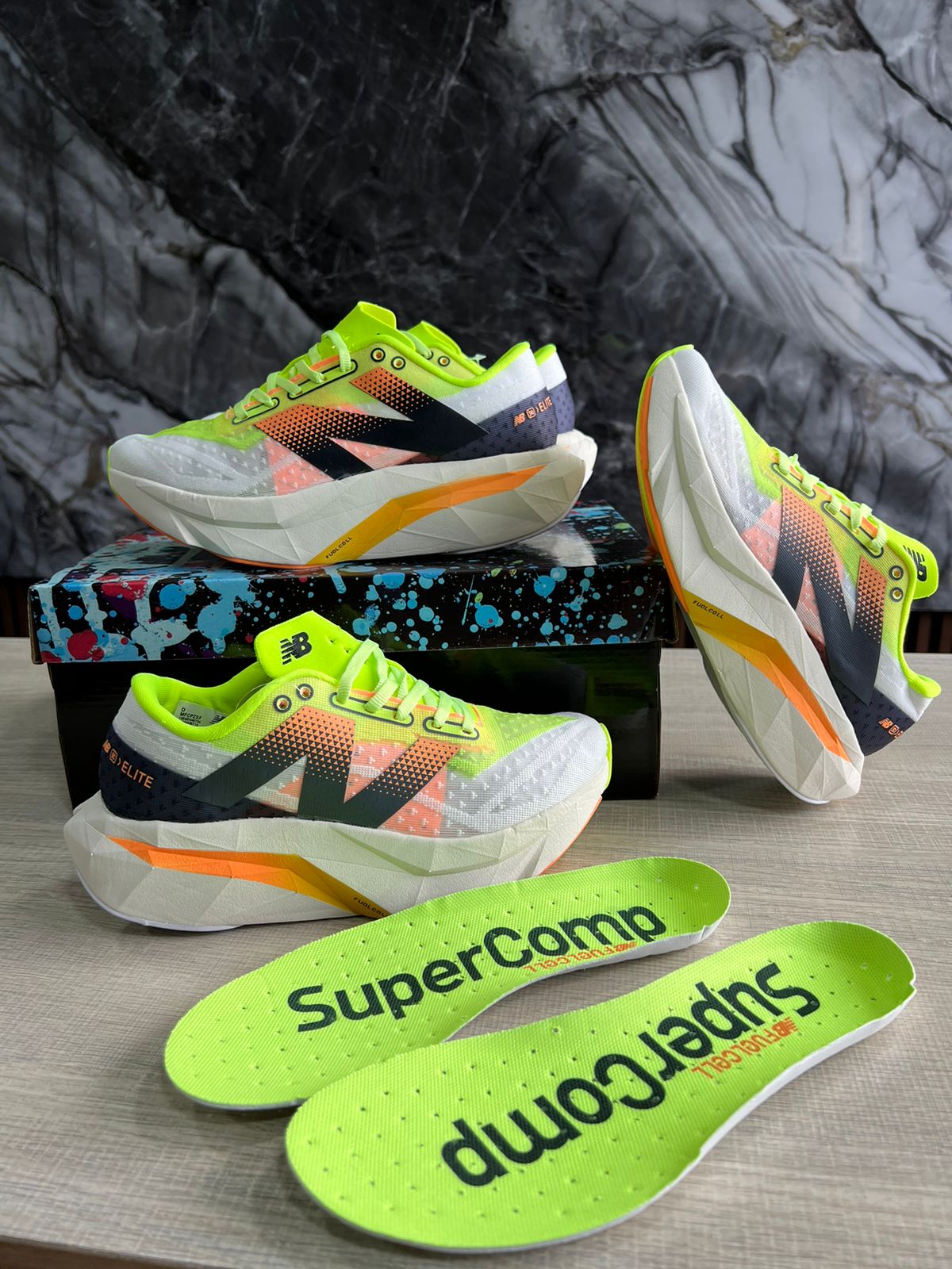 NEW BALANCE ELITE V4