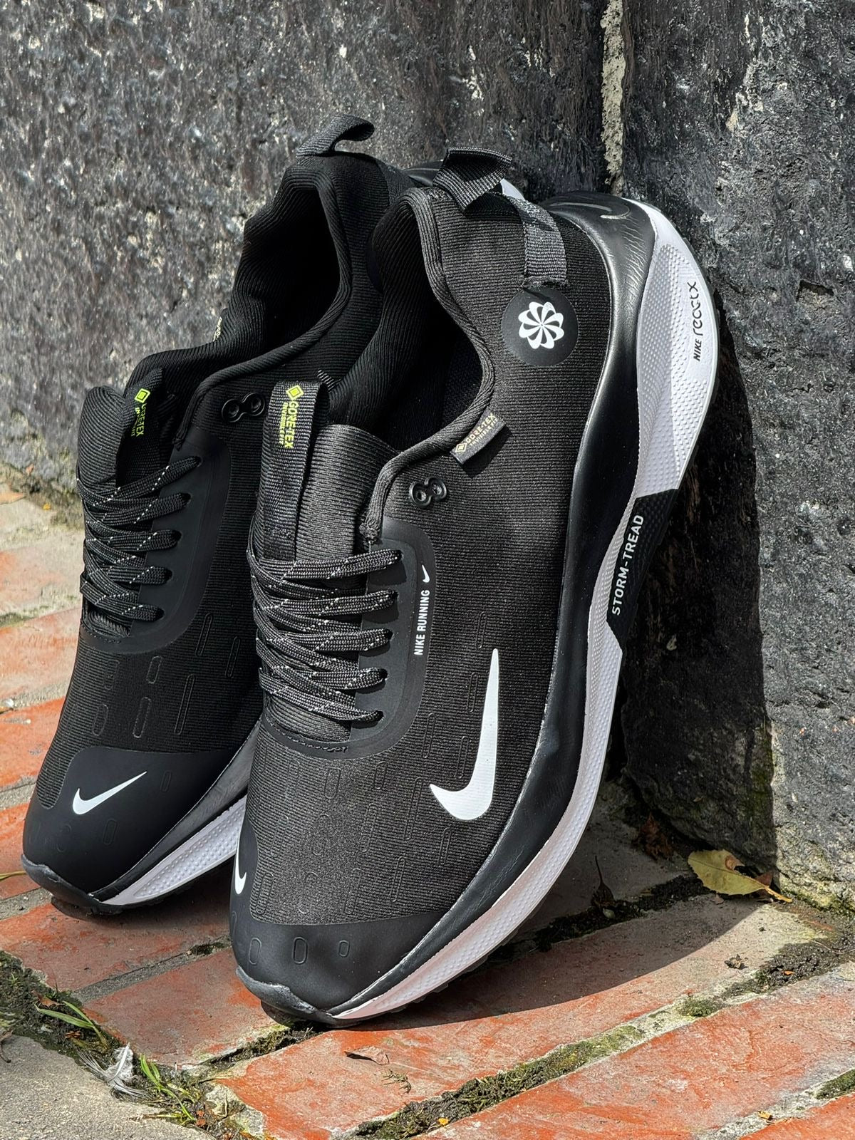 NIKE ZOOM INVINCIBLE 1 HOMBRE