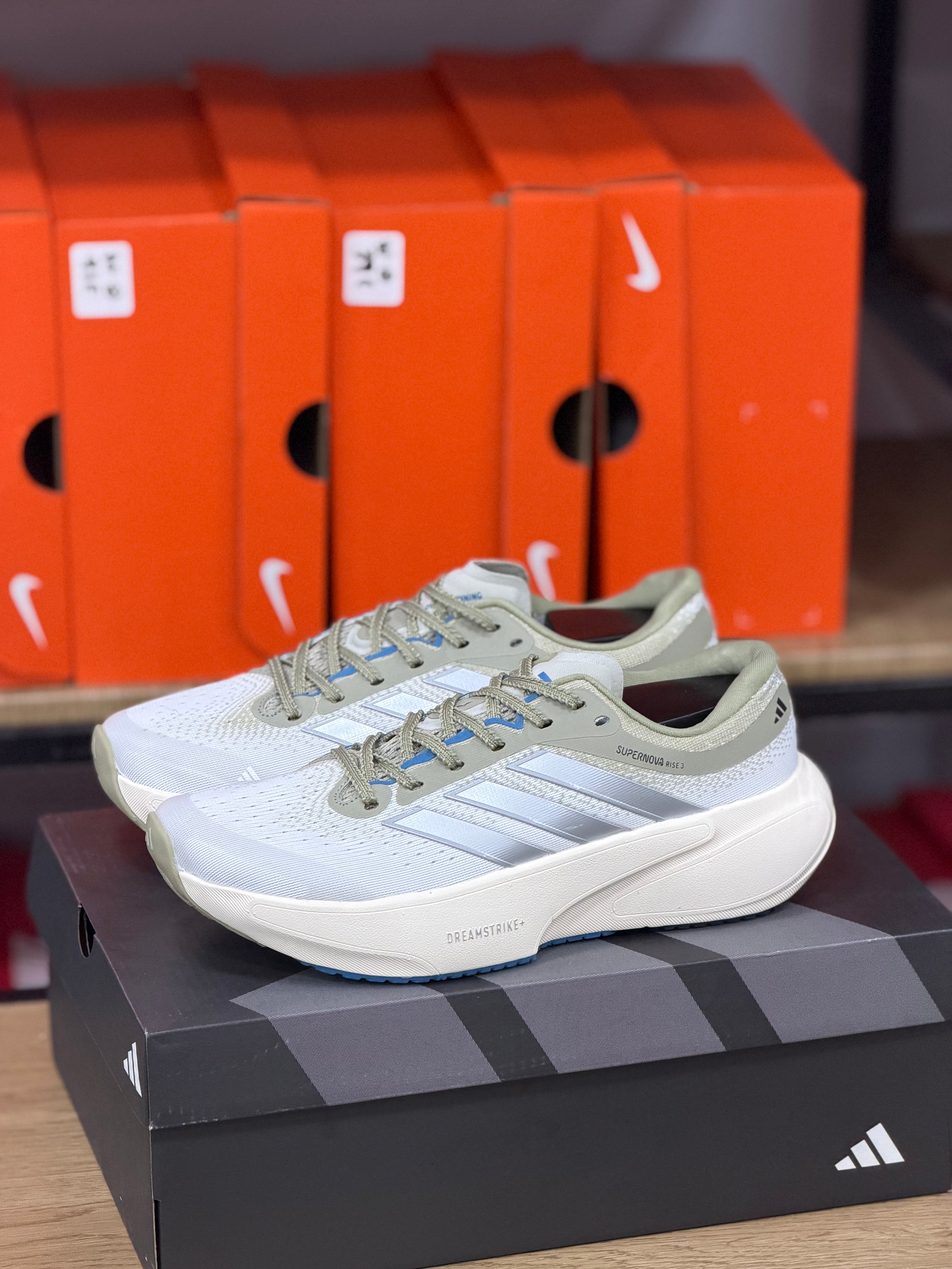 ADIDAS SUPERNOVA RISE