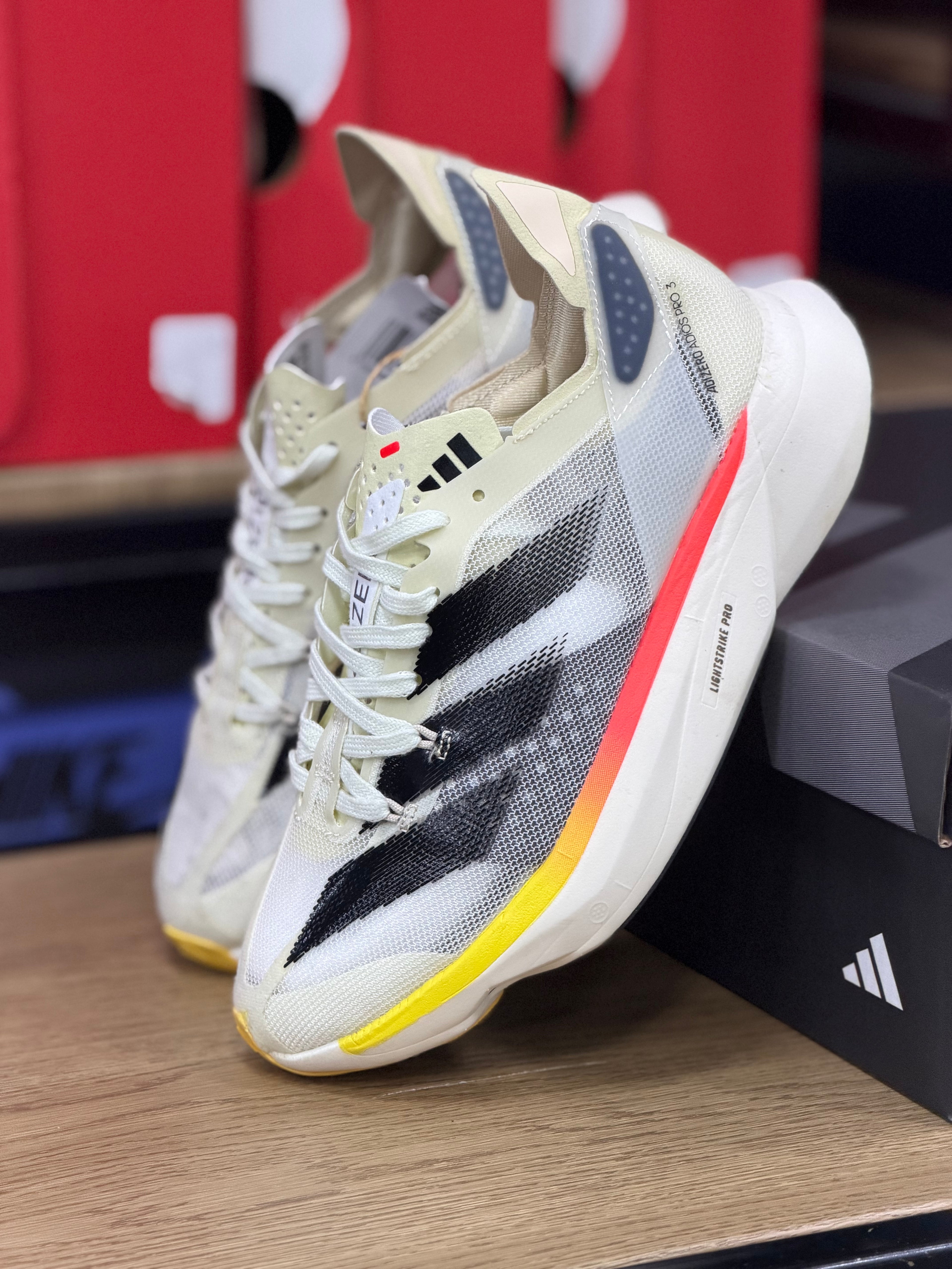 ADIZERO ADIÓS PRO 3