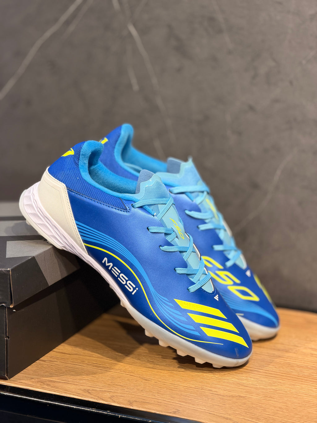 ADIDAS TORRETIN GAMA MEDIA