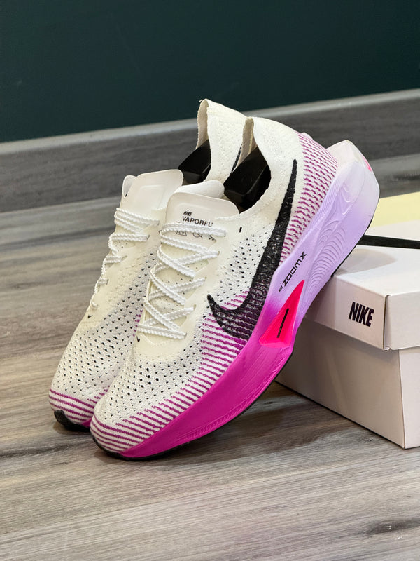 NIKE VAPOR FLY