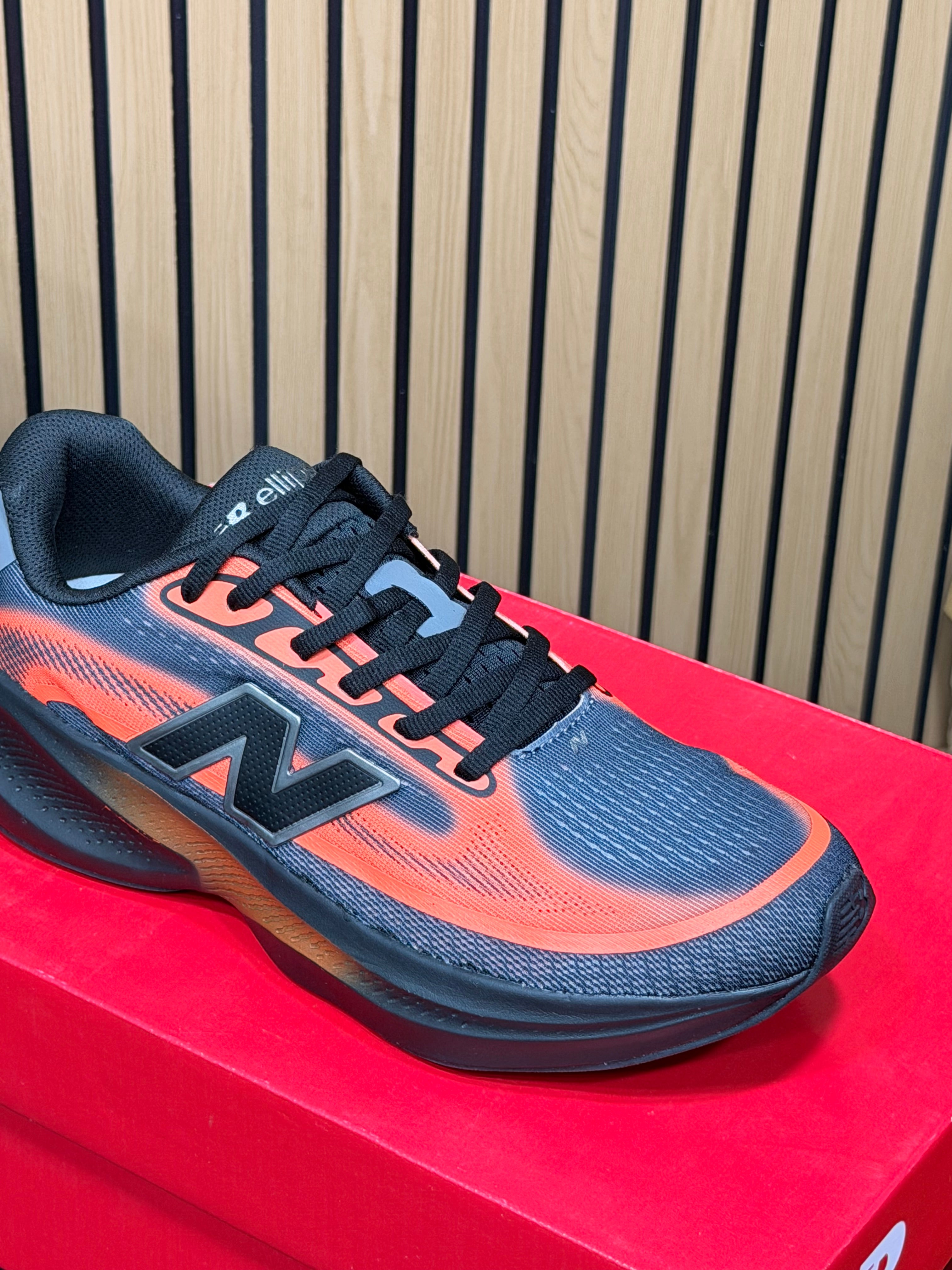 NEW BALANCE ELLIPSE