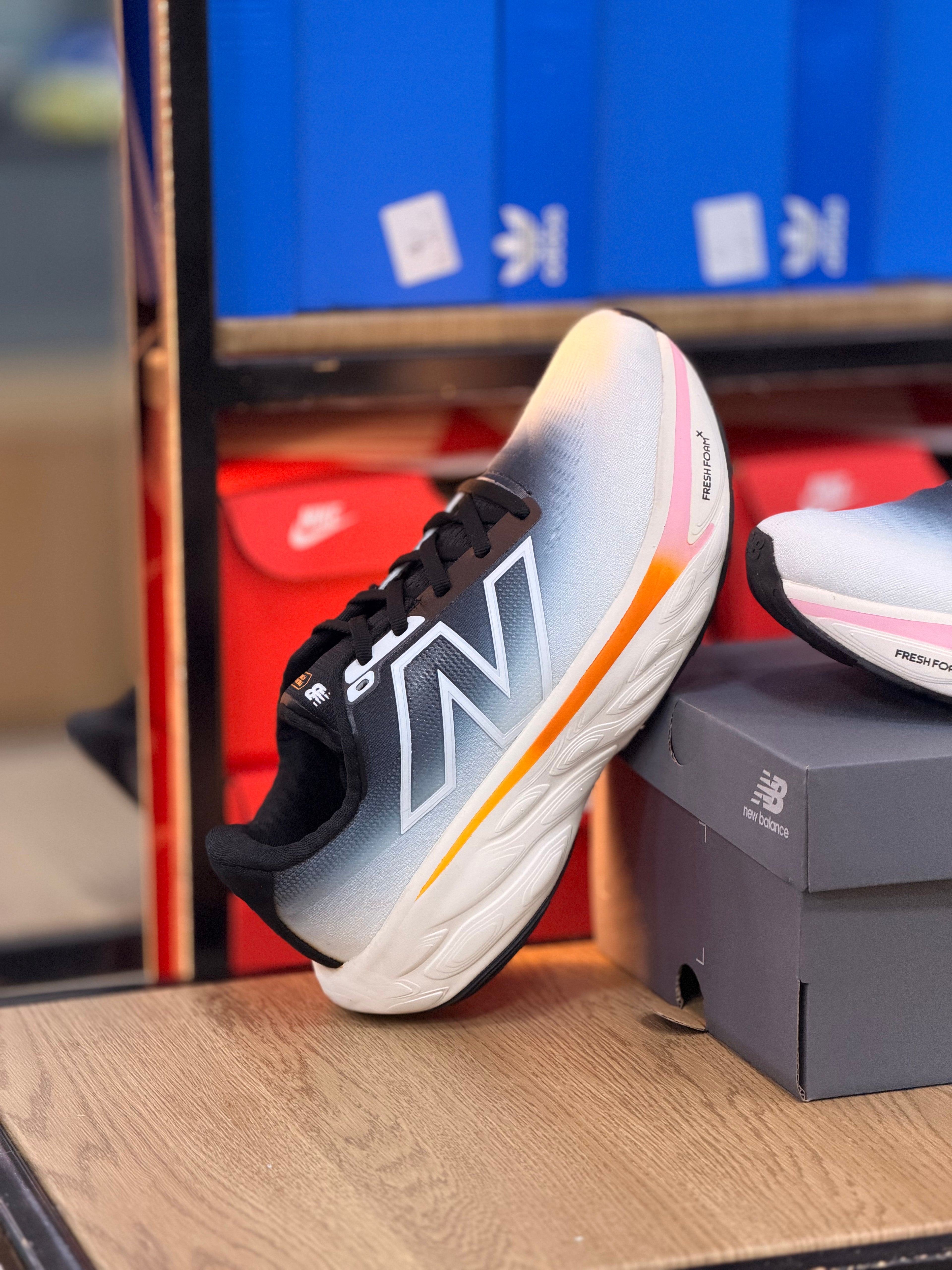 NEW BALANCE 1080