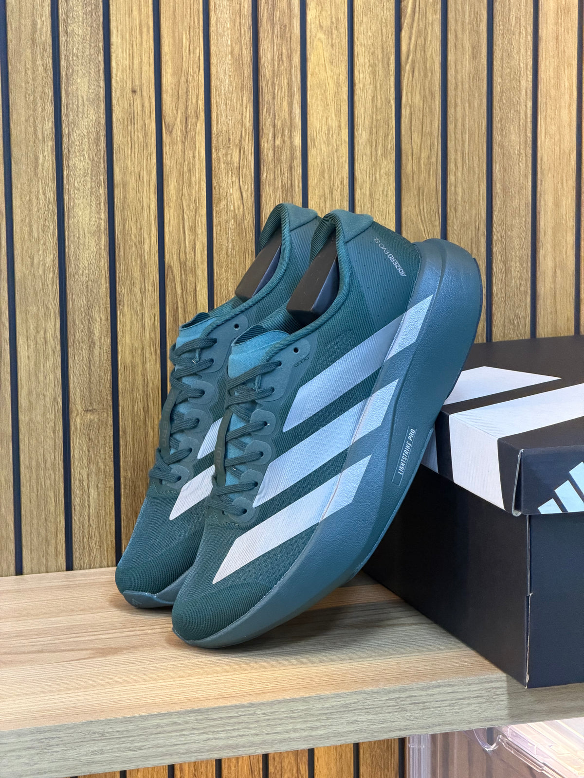 ADIZERO EVO SL