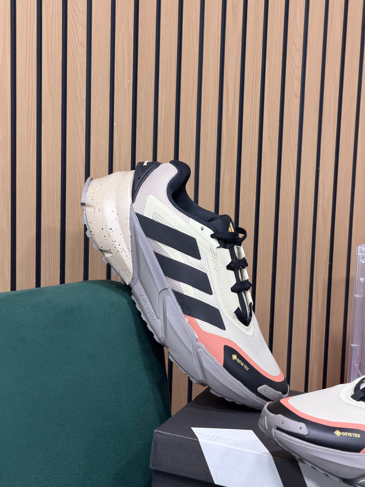 ADISTAR