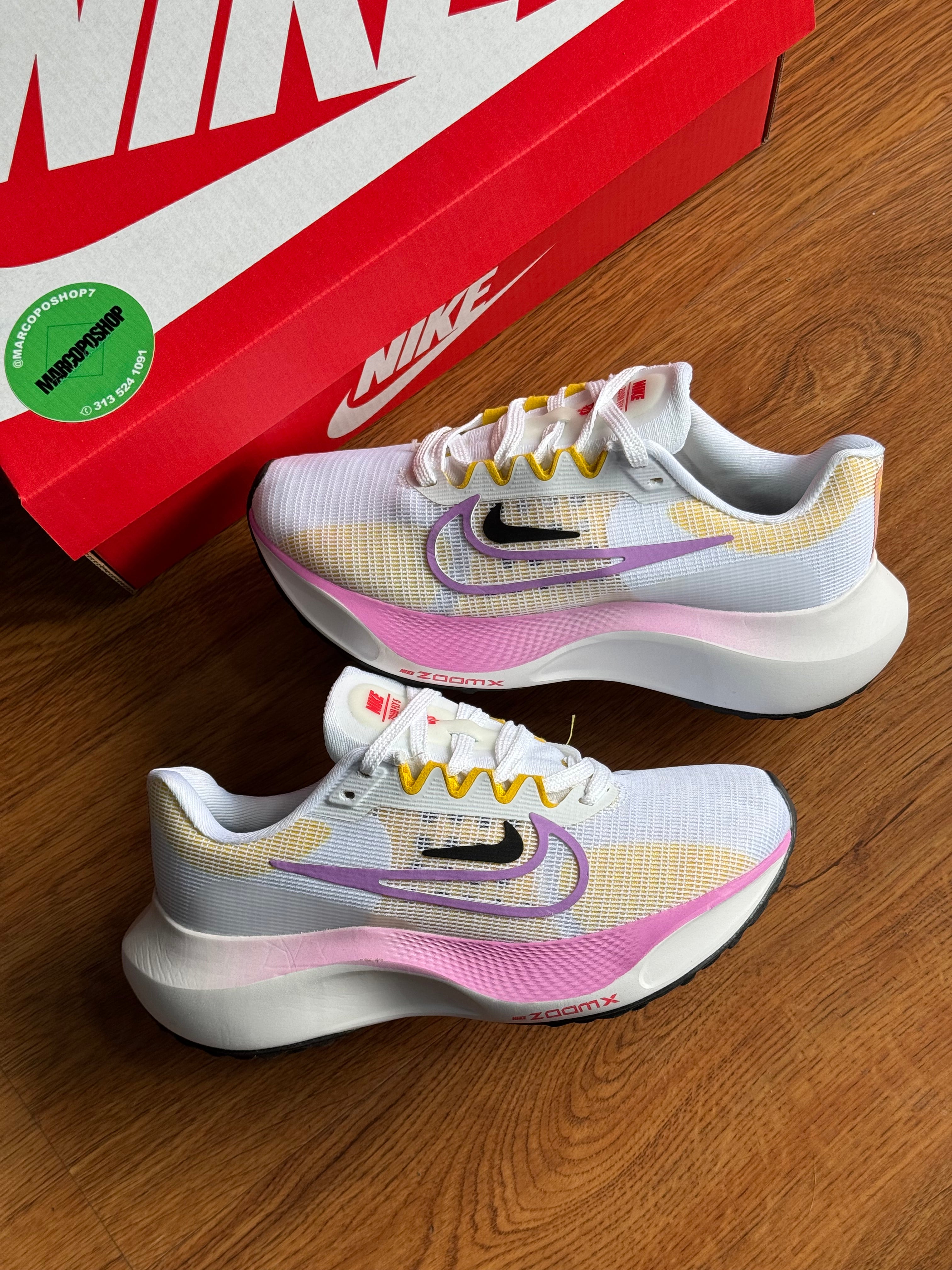 ZOOM FLY 5