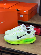NIKE VOMERO 18