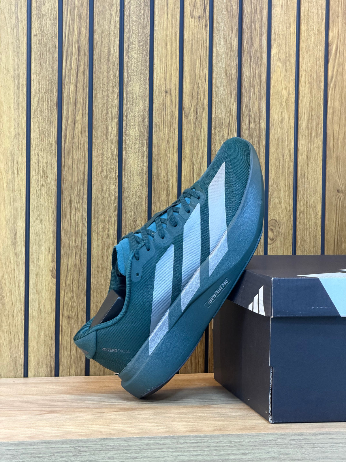 ADIZERO EVO SL