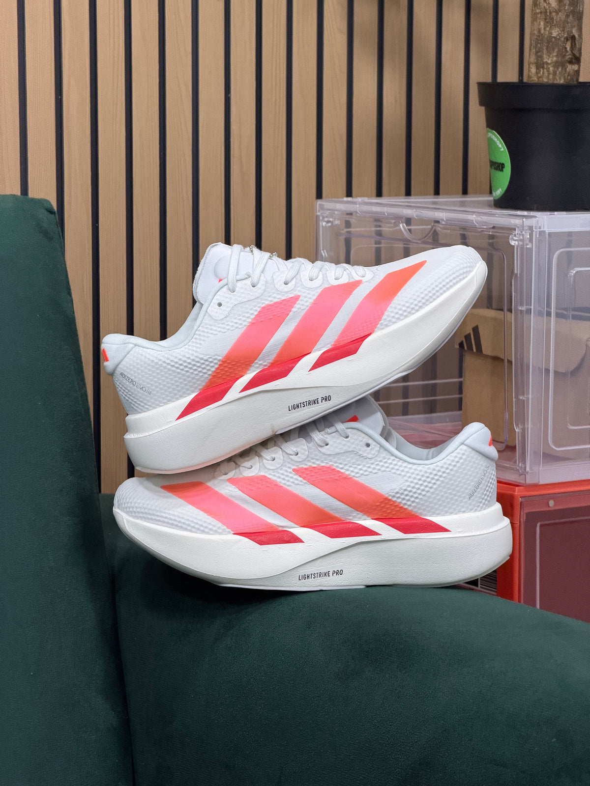 ADIZERO EVO SL