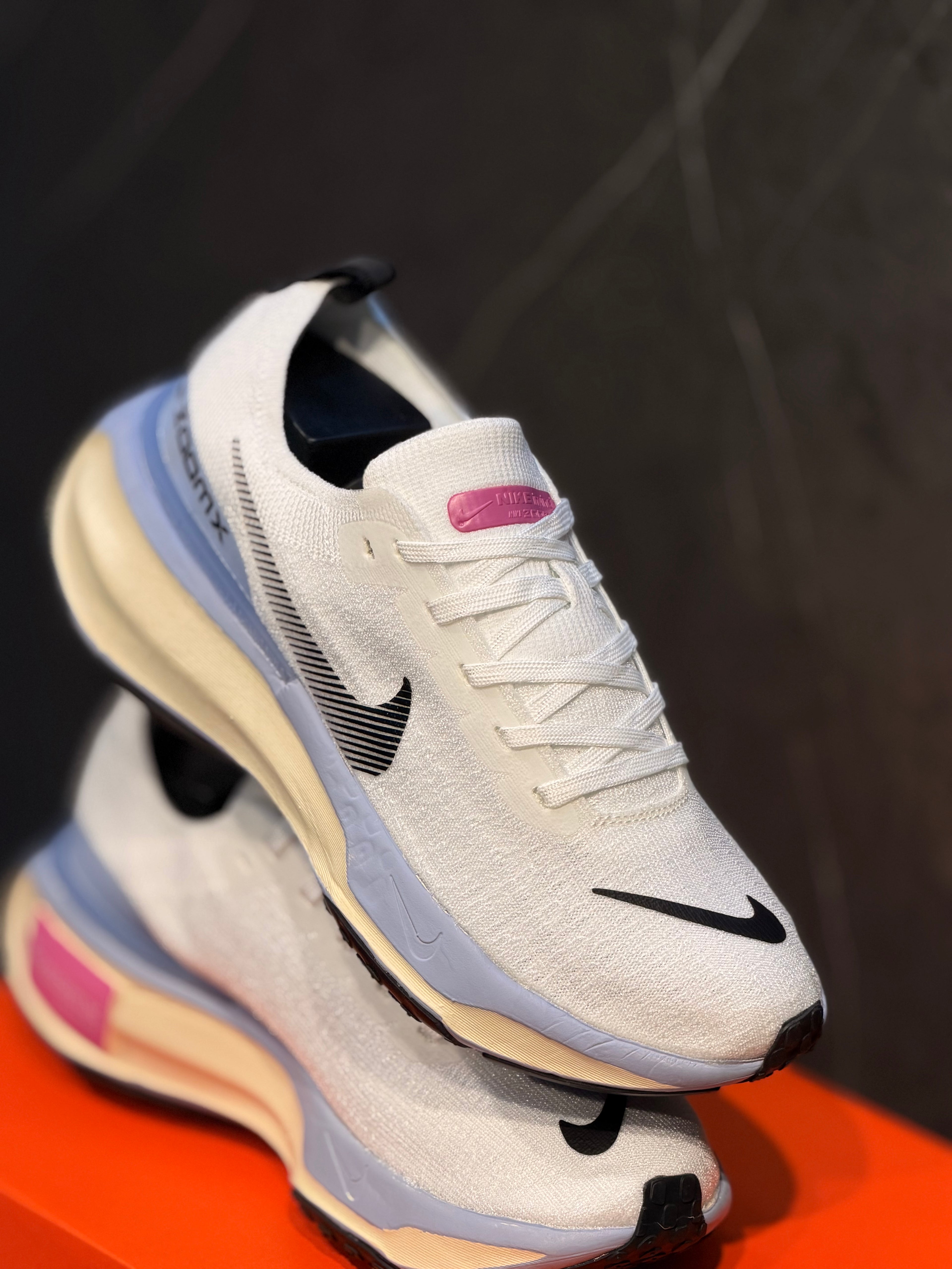 NIKE ZOOM X