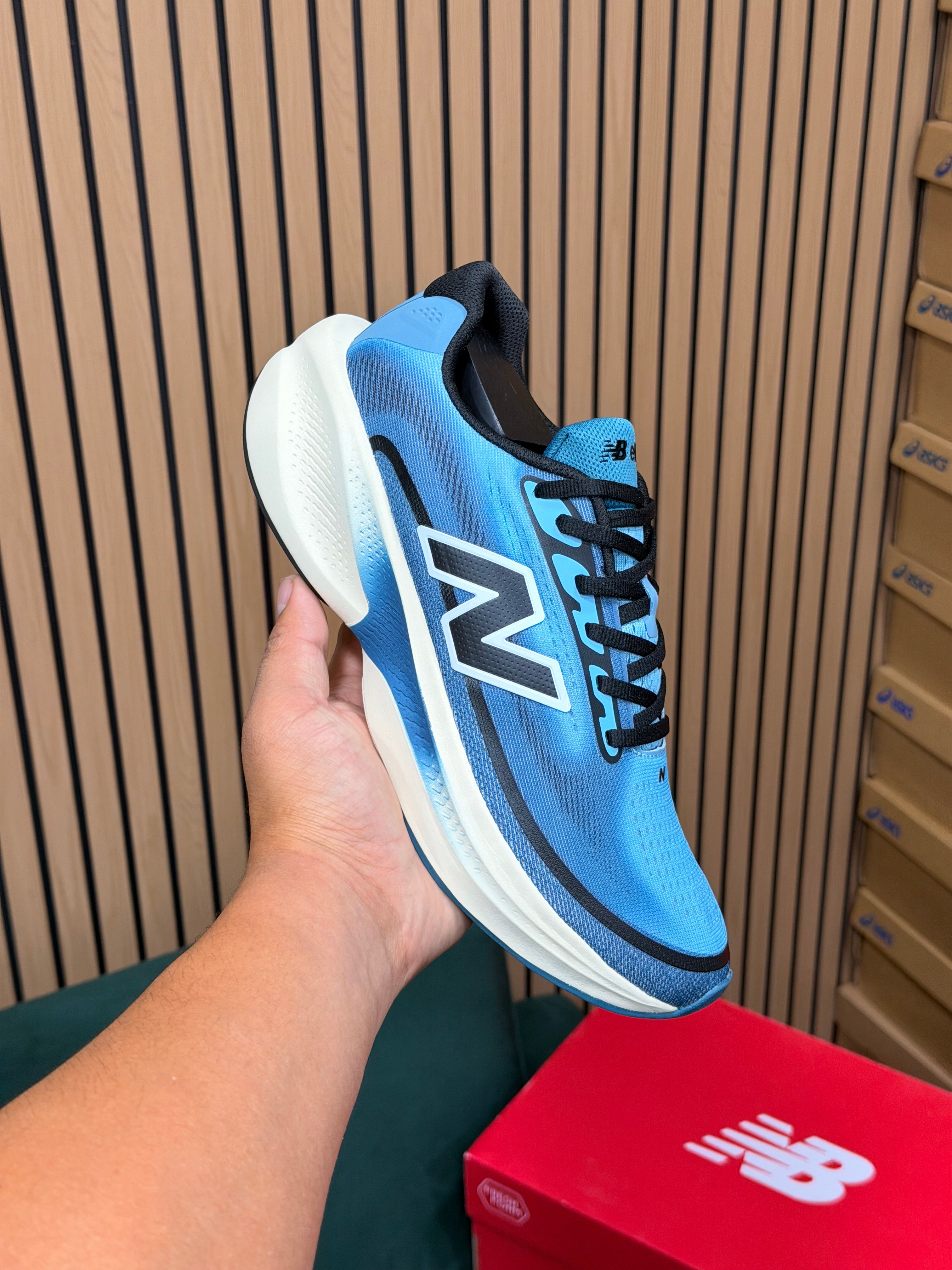 NEW BALANCE ELLIPSE