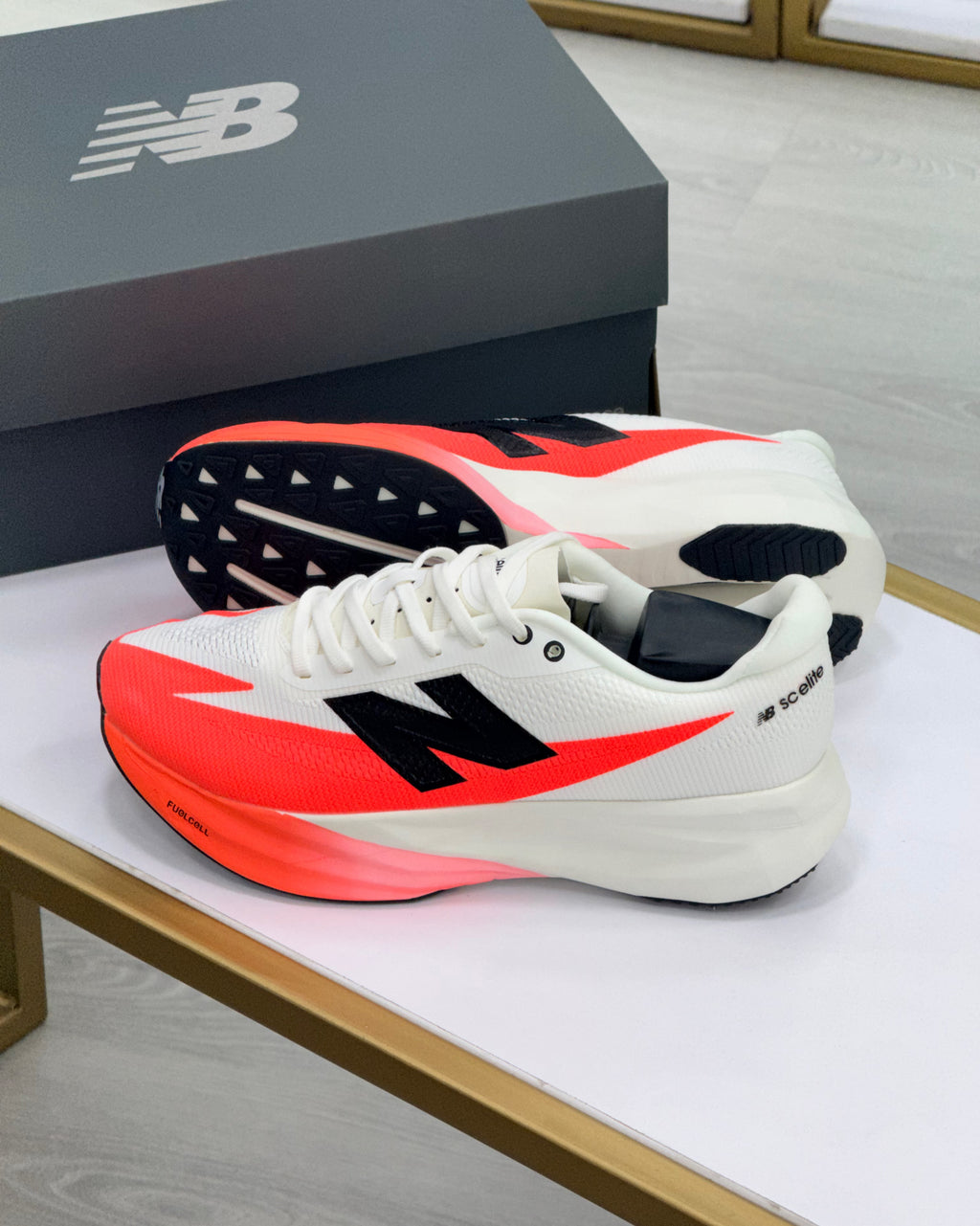 NEW BALANCE SC ELITE