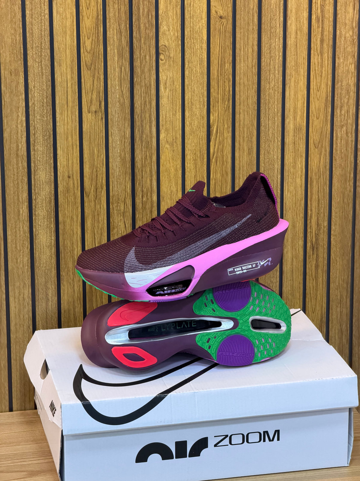 NIKE ALPHA FLY 2
