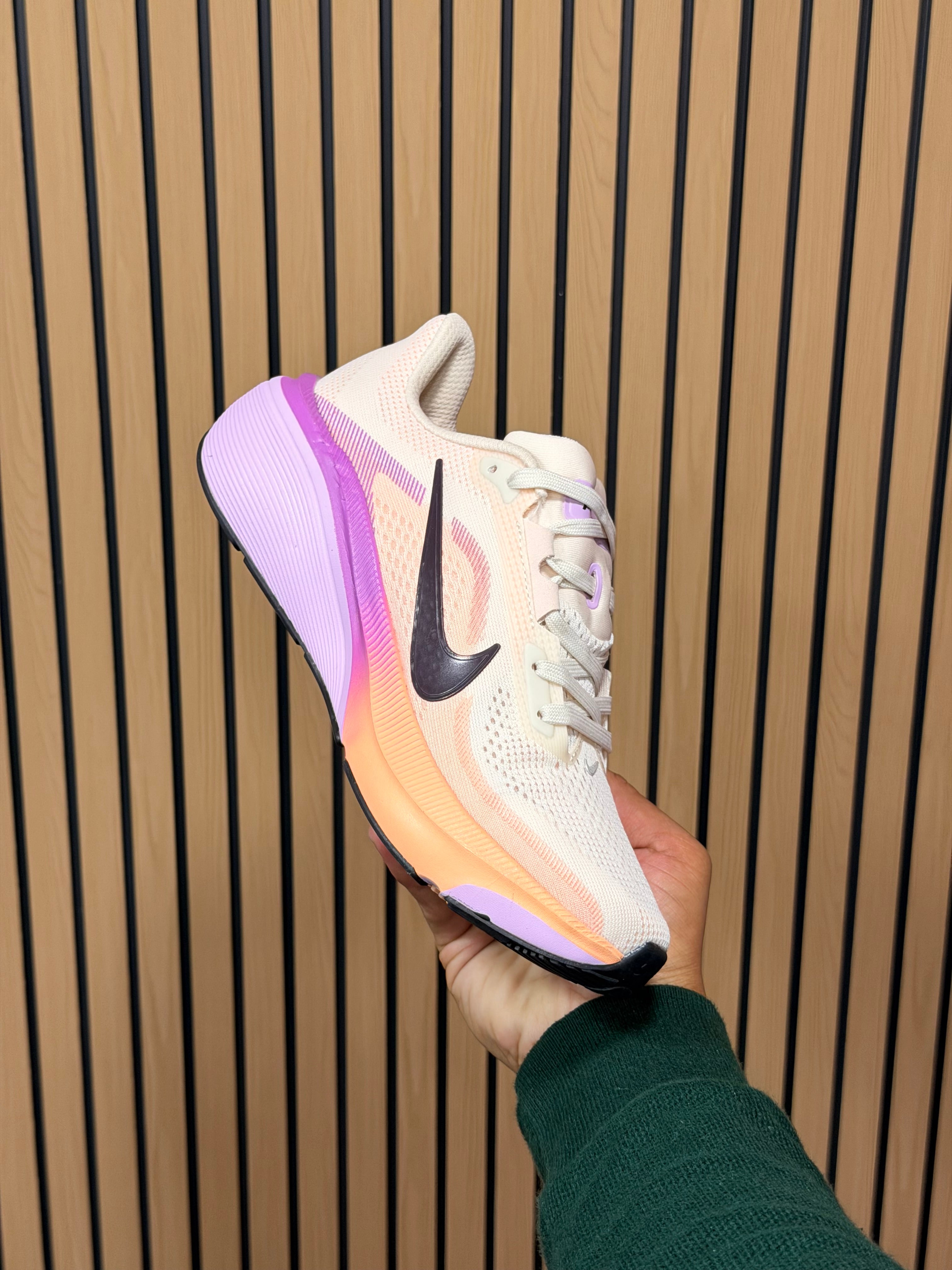 NIKE PEGASUS 42