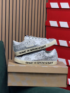 GOLDEN GOOSE