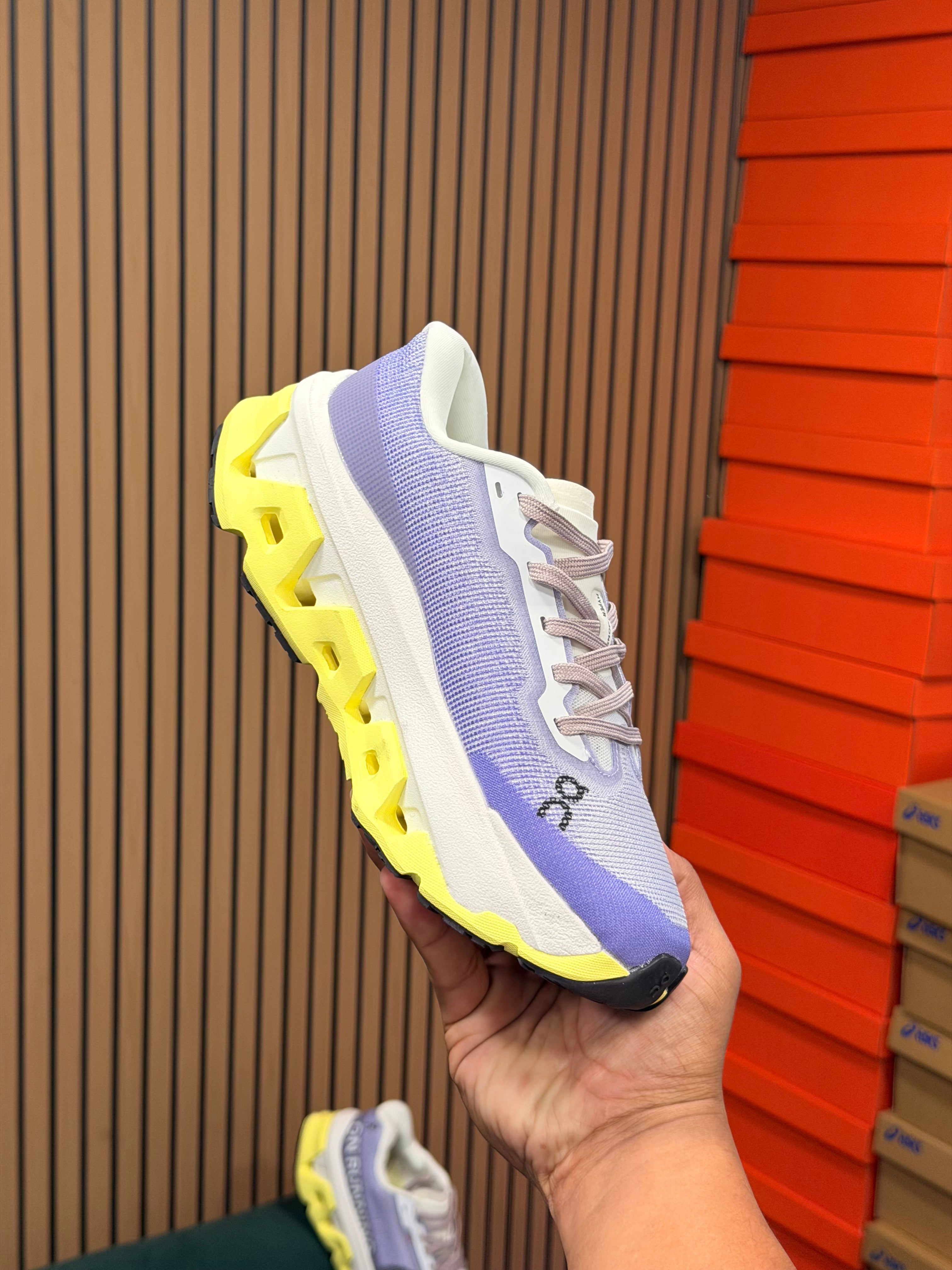 ON CLOUD MONSTER 3 HYPER