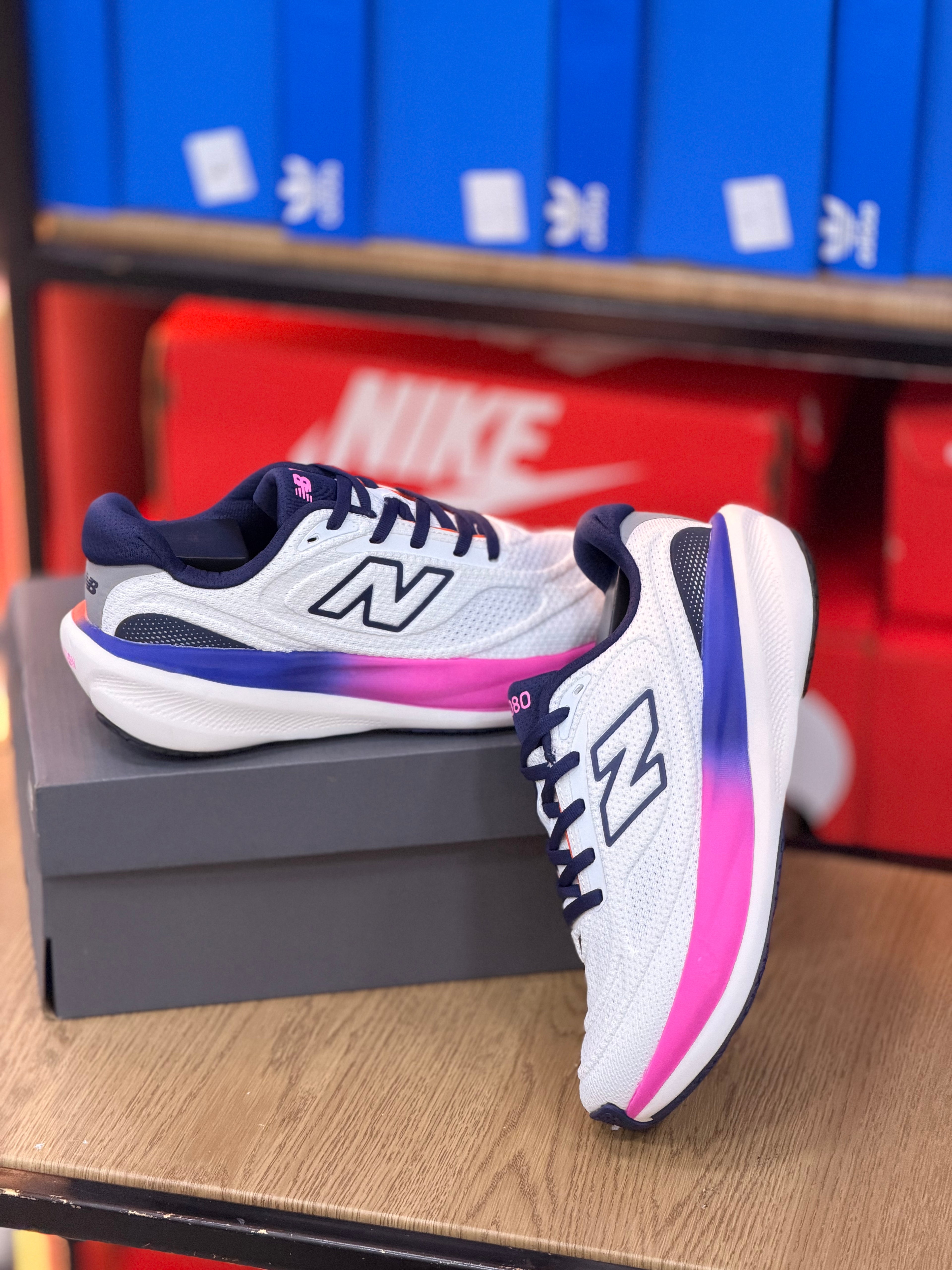NEW BALANCE