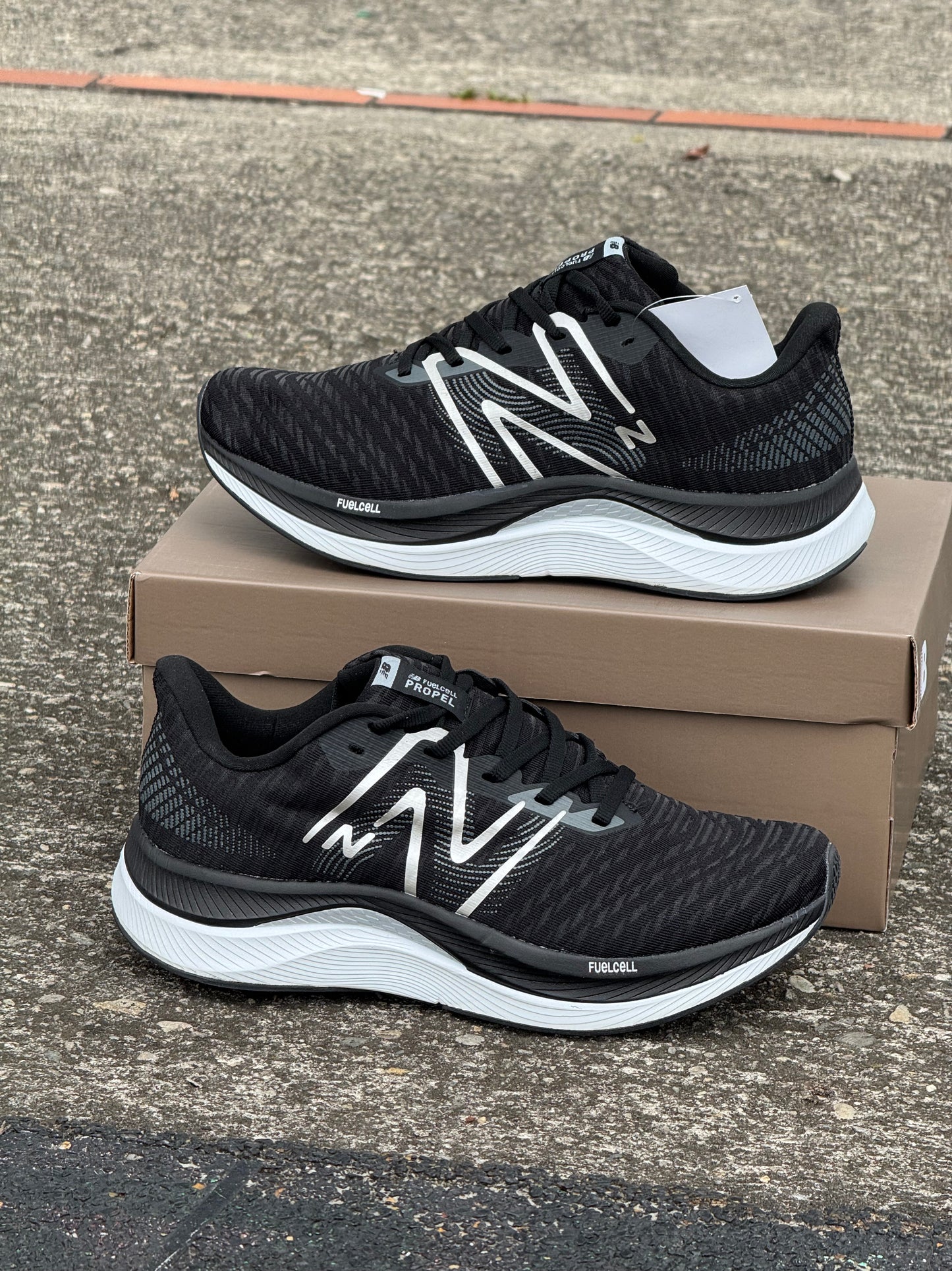 NEW BALANCE PROPEL