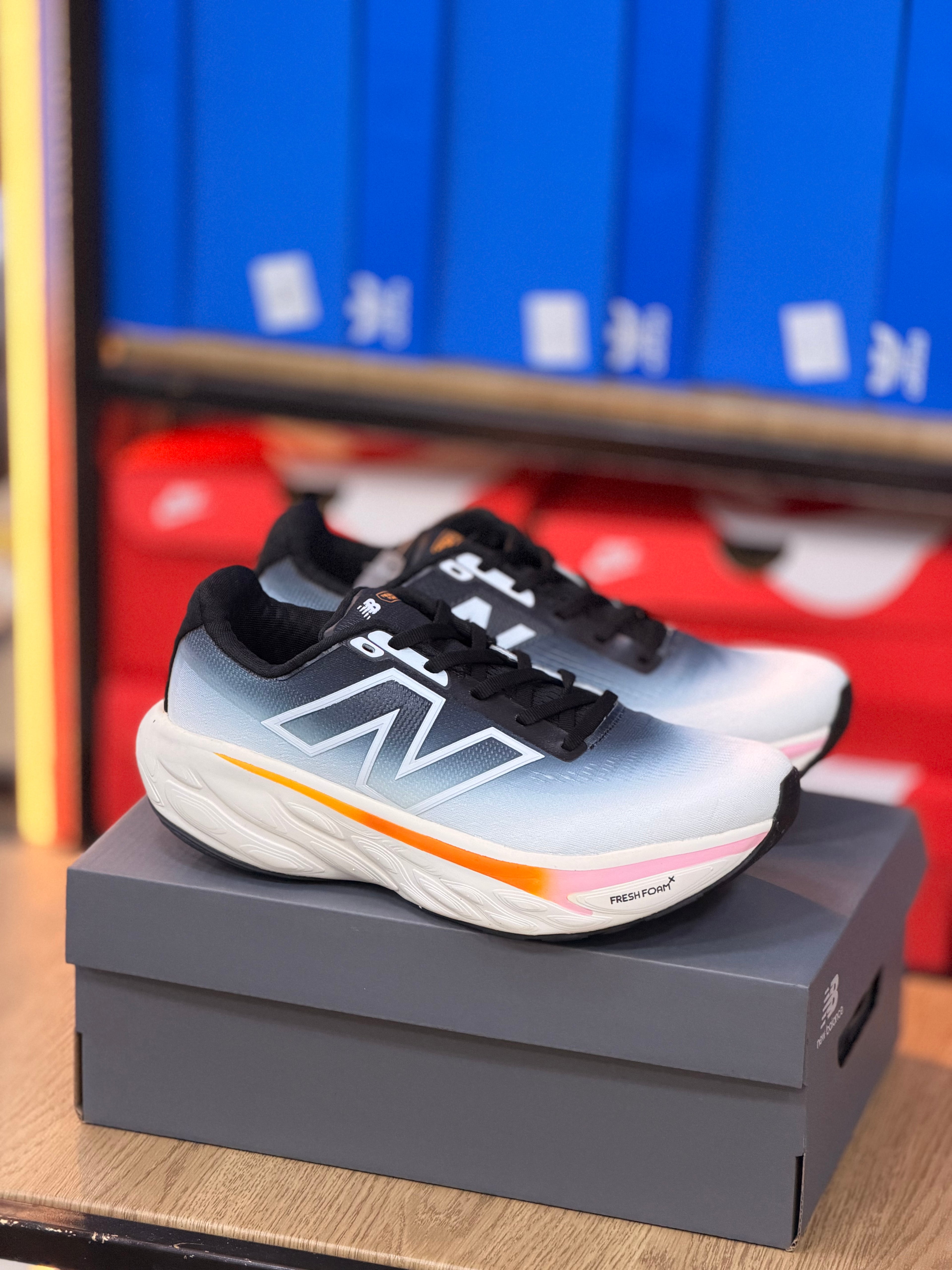 NEW BALANCE 1080