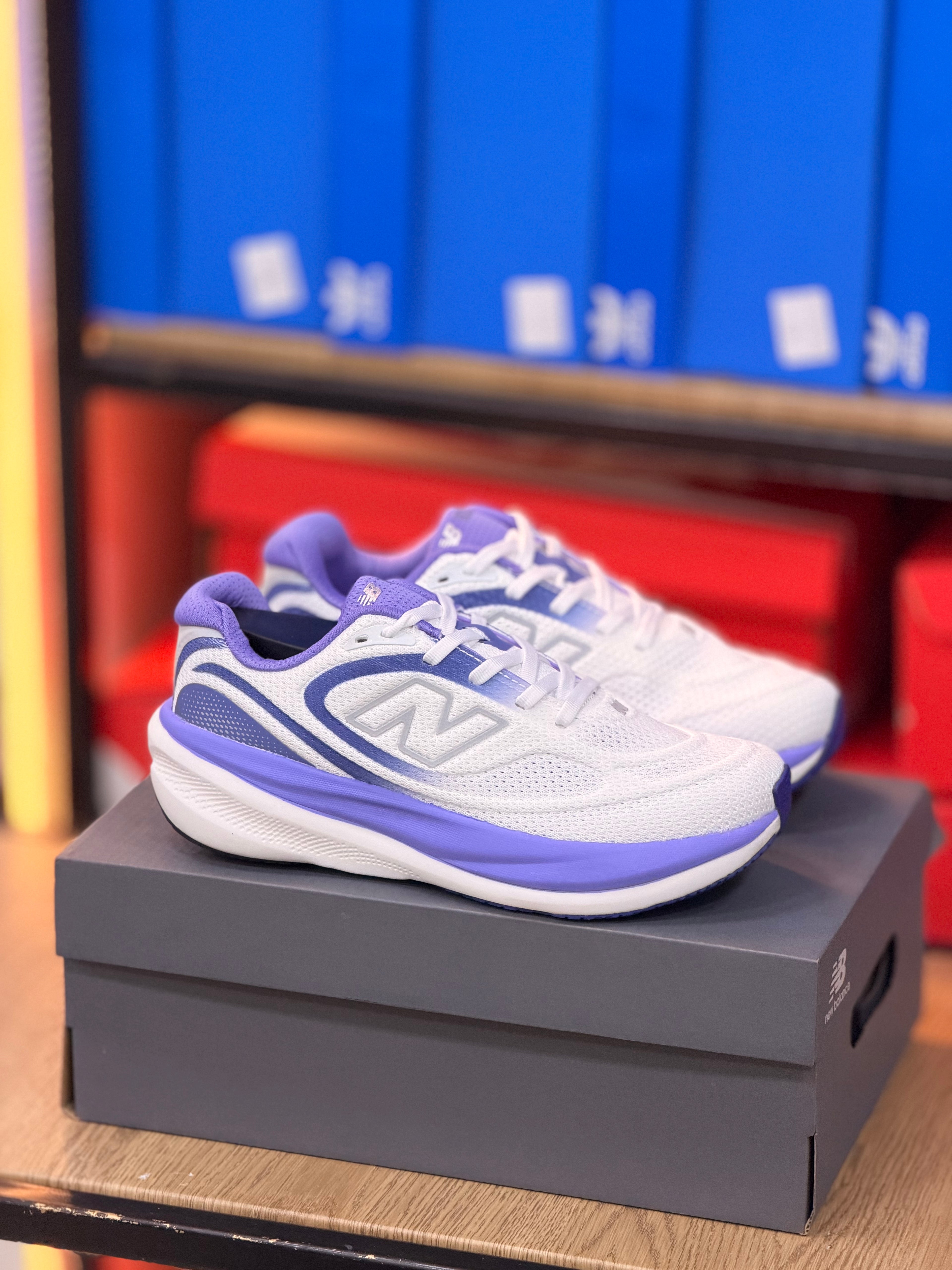 NEW BALANCE