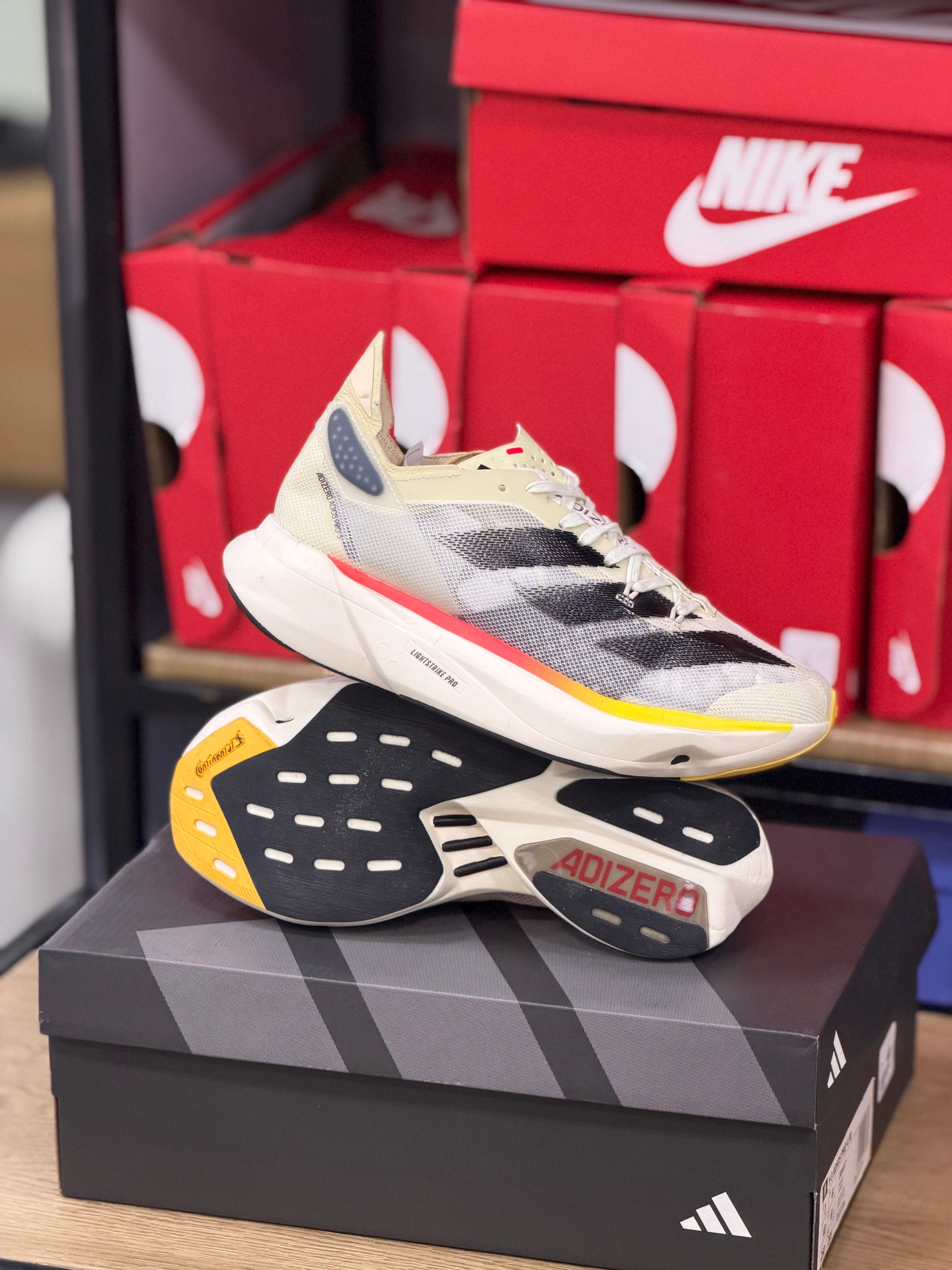 ADIZERO ADIÓS PRO 3