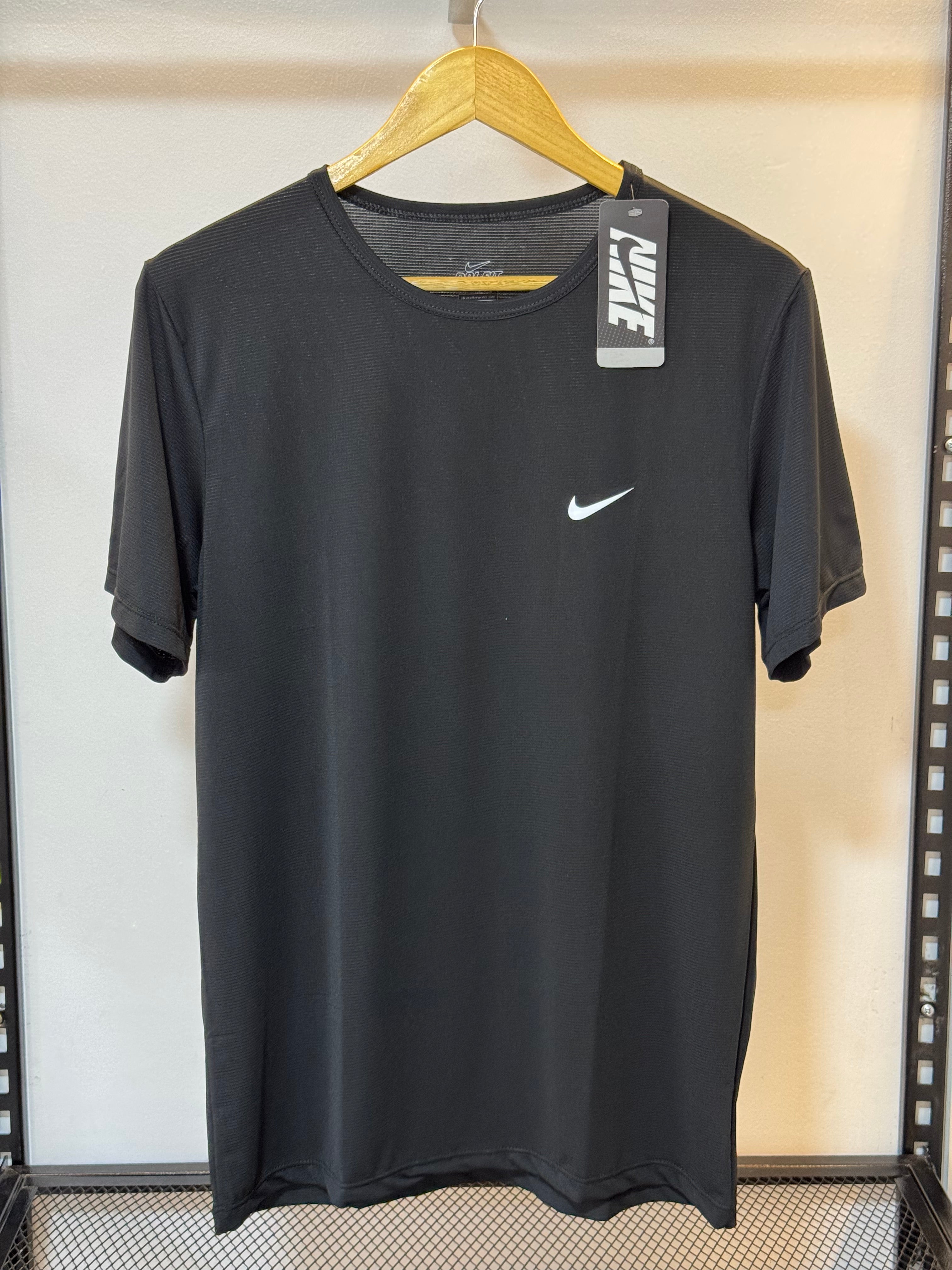 CAMISETA NIKE