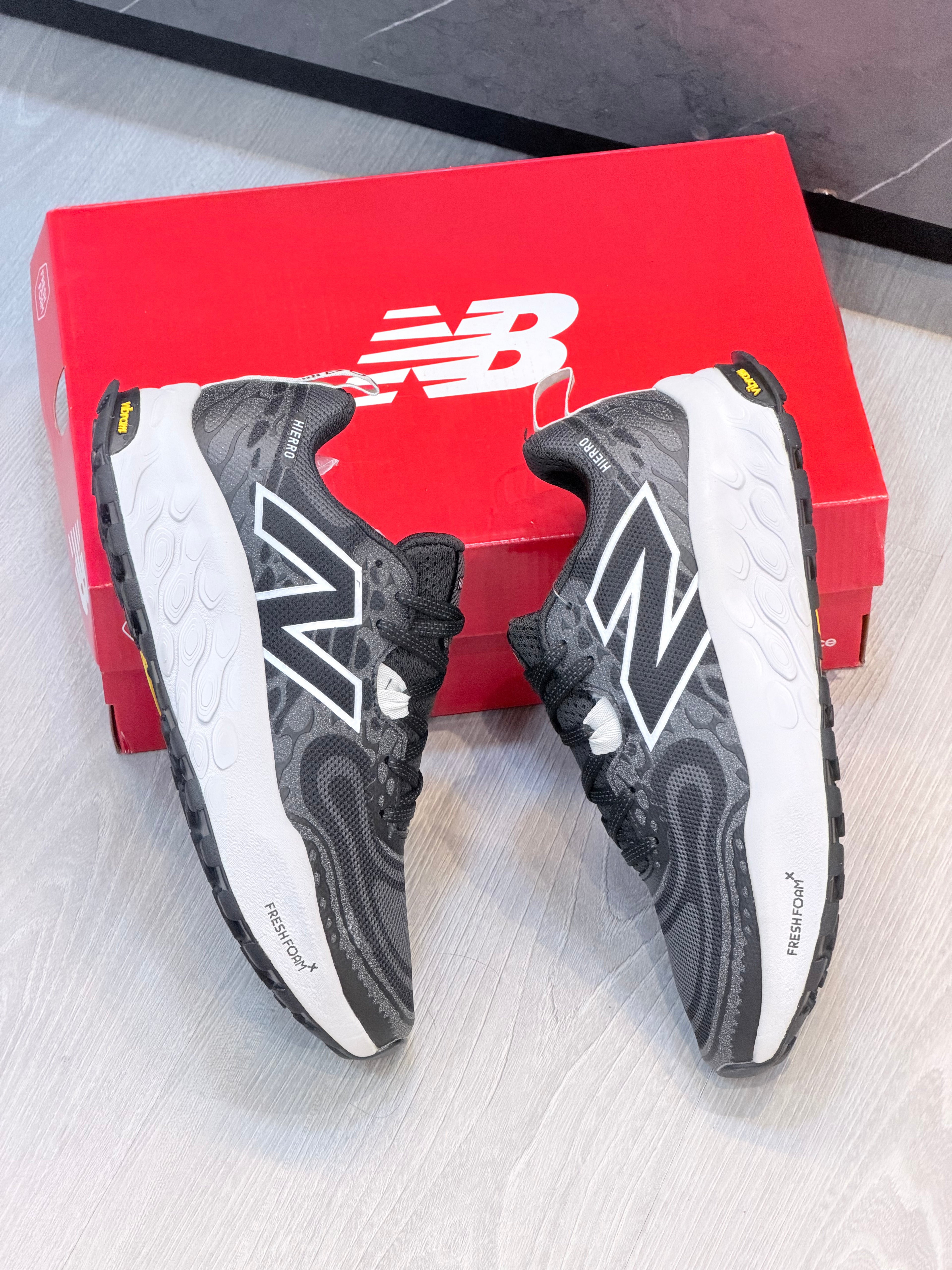 NEW BALANCE HIERRO