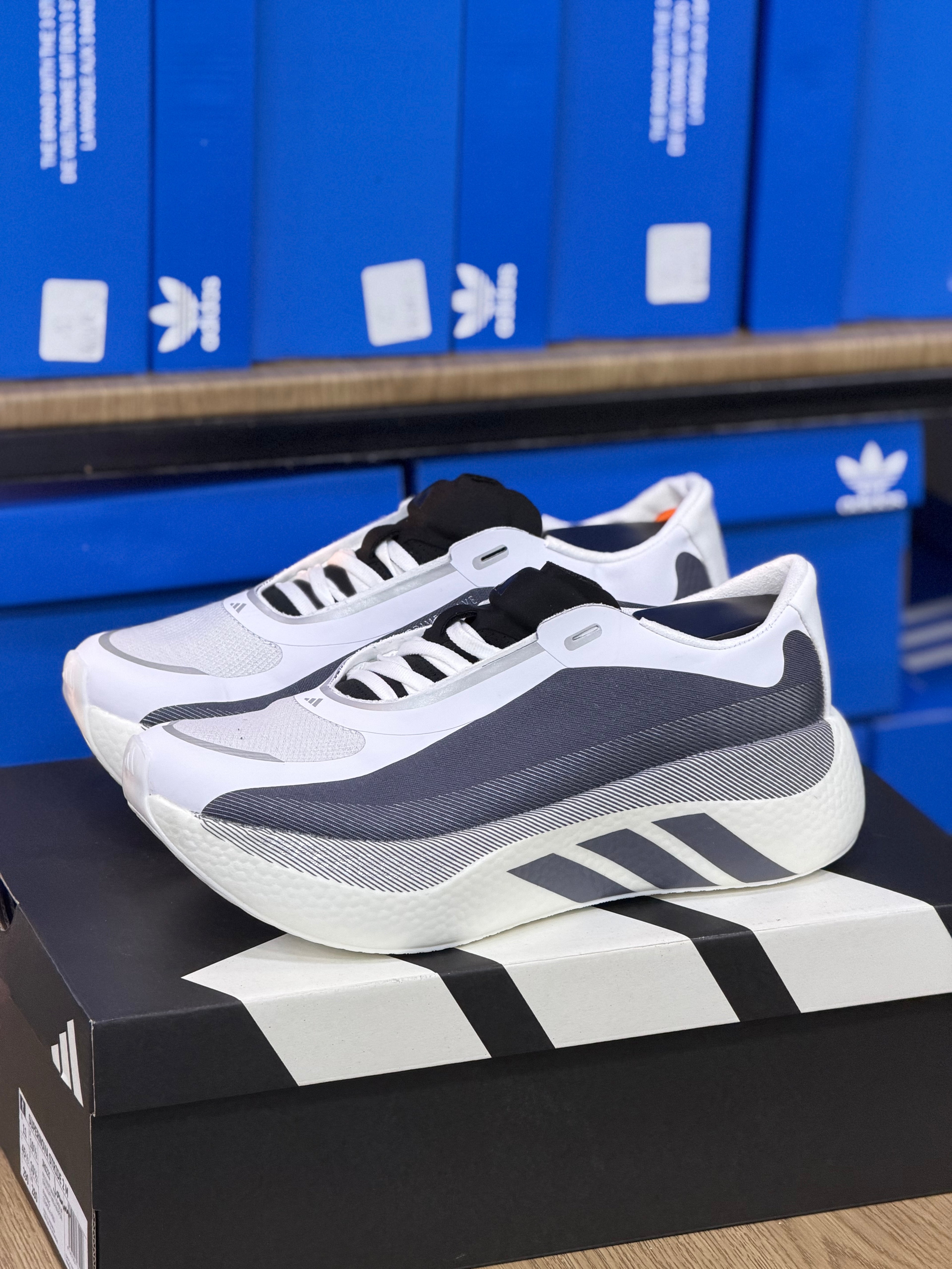 ADIDAS HYPERBOOTS EDGE