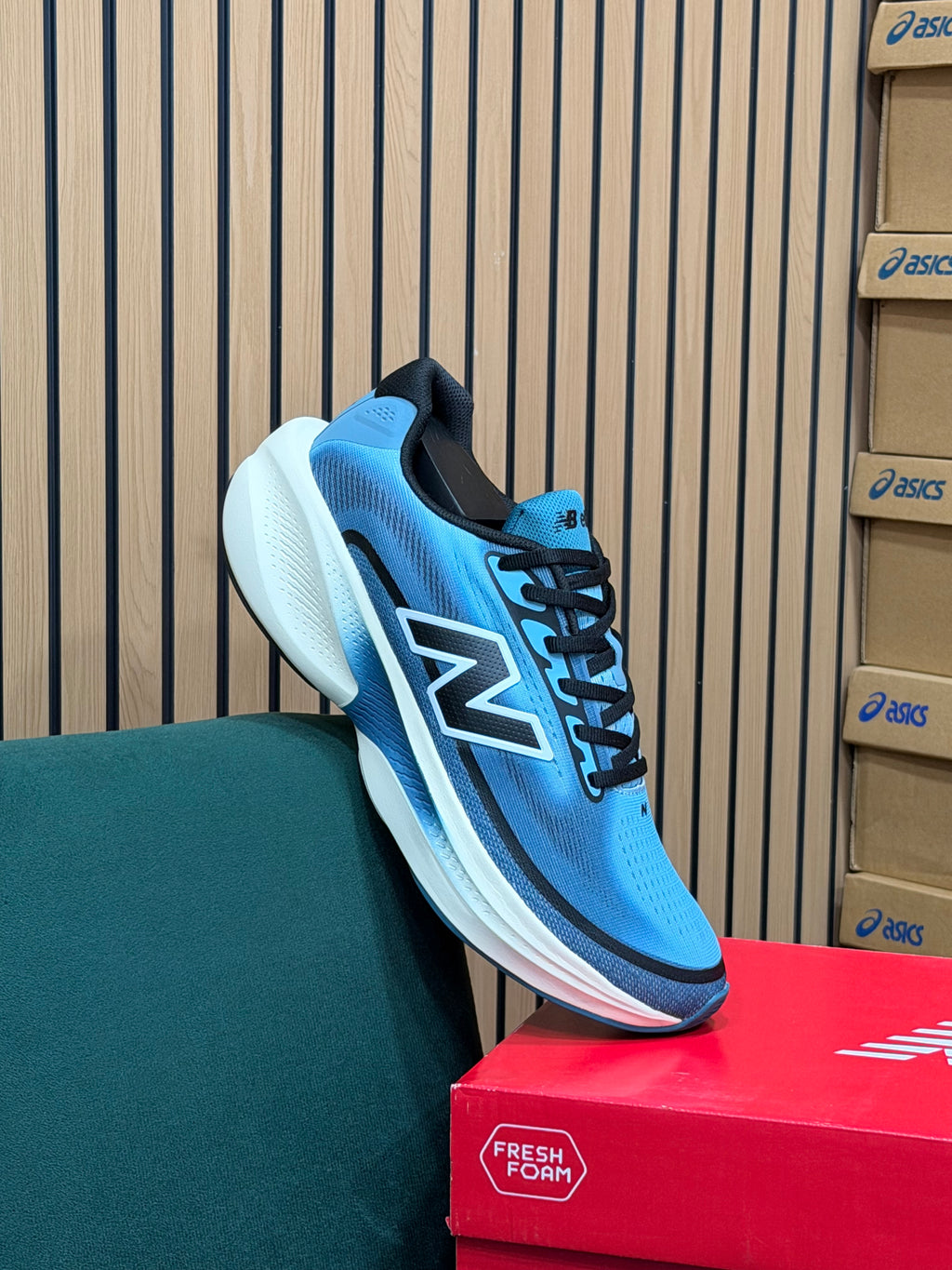 NEW BALANCE ELLIPSE