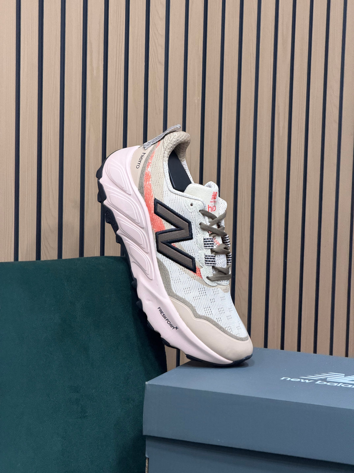 NEW BALANCE HIERRO