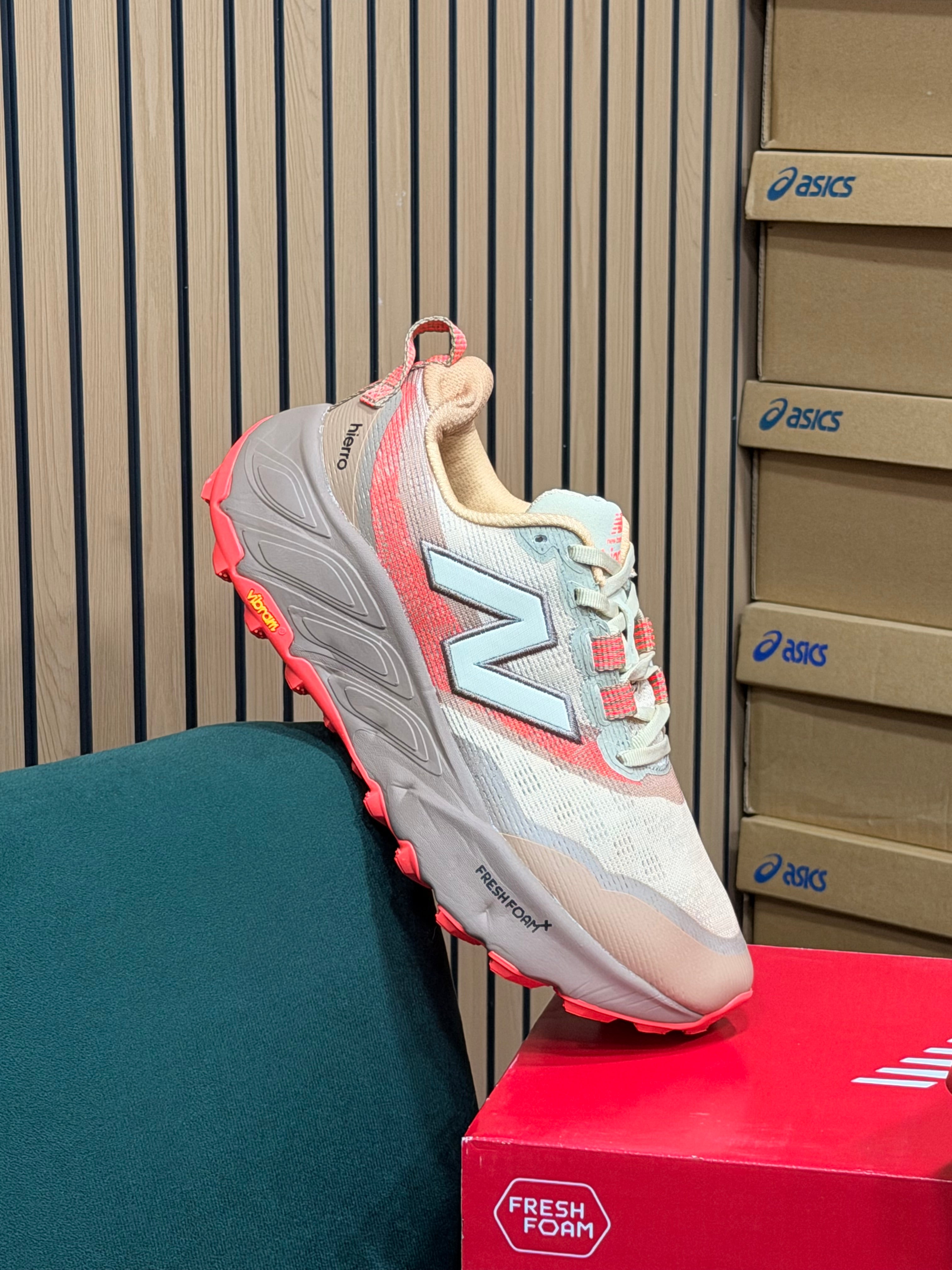 NEW BALANCE HIERRO