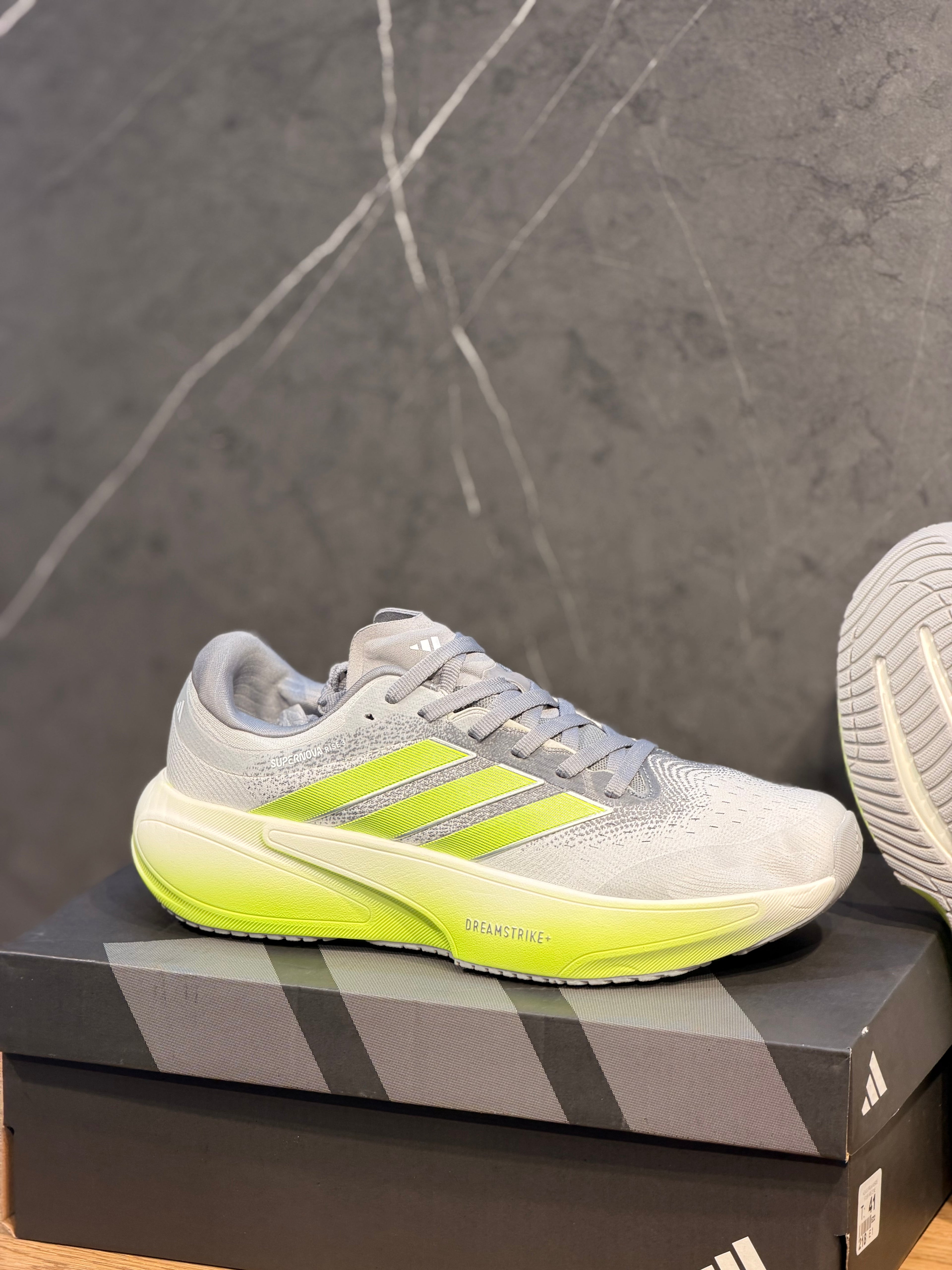 ADIDAS SUPERNOVA RISE3