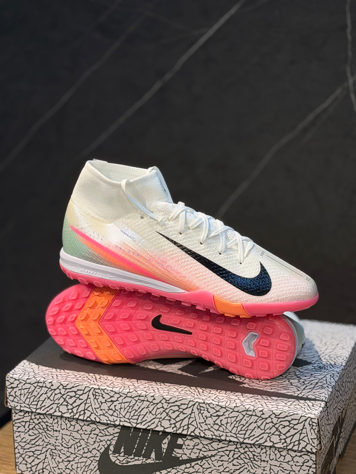 NIKE TORRETIN