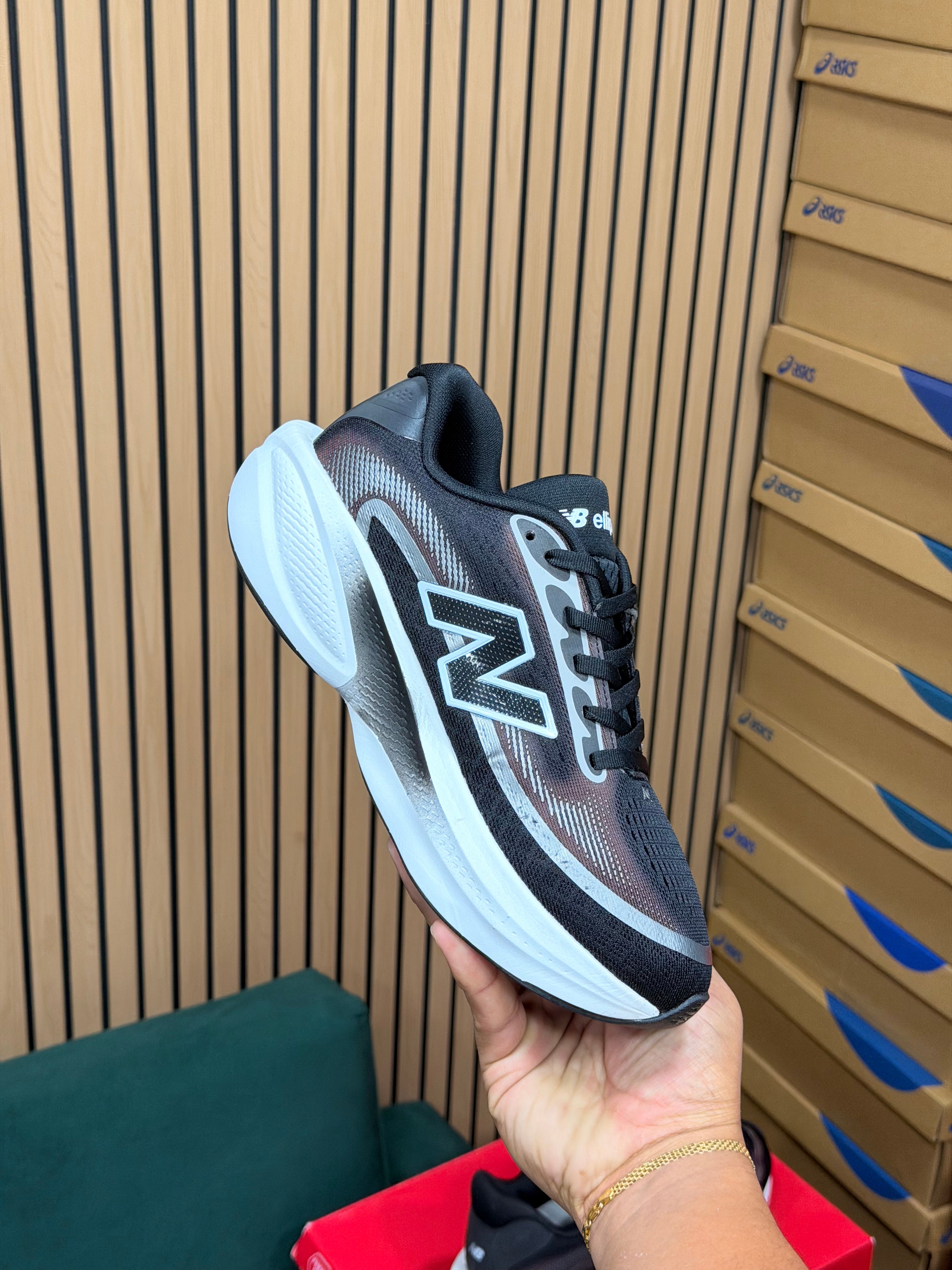 NEW BALANCE ELLIPSE