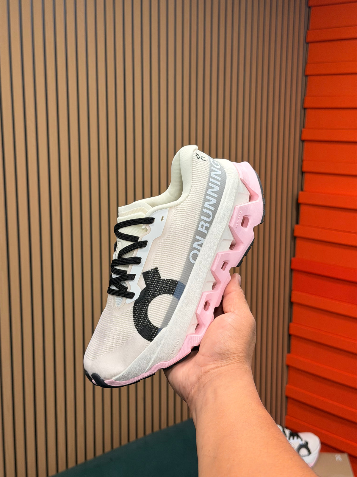 ON CLOUD MONSTER 3 HYPER