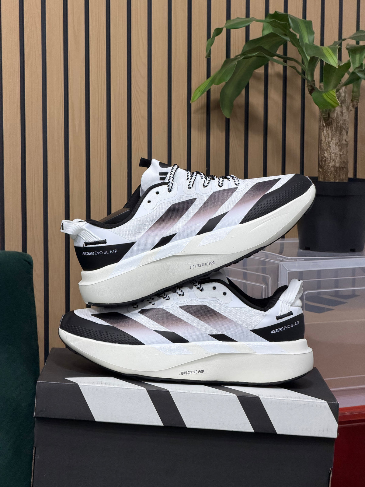 ADIZERO EVO ATR