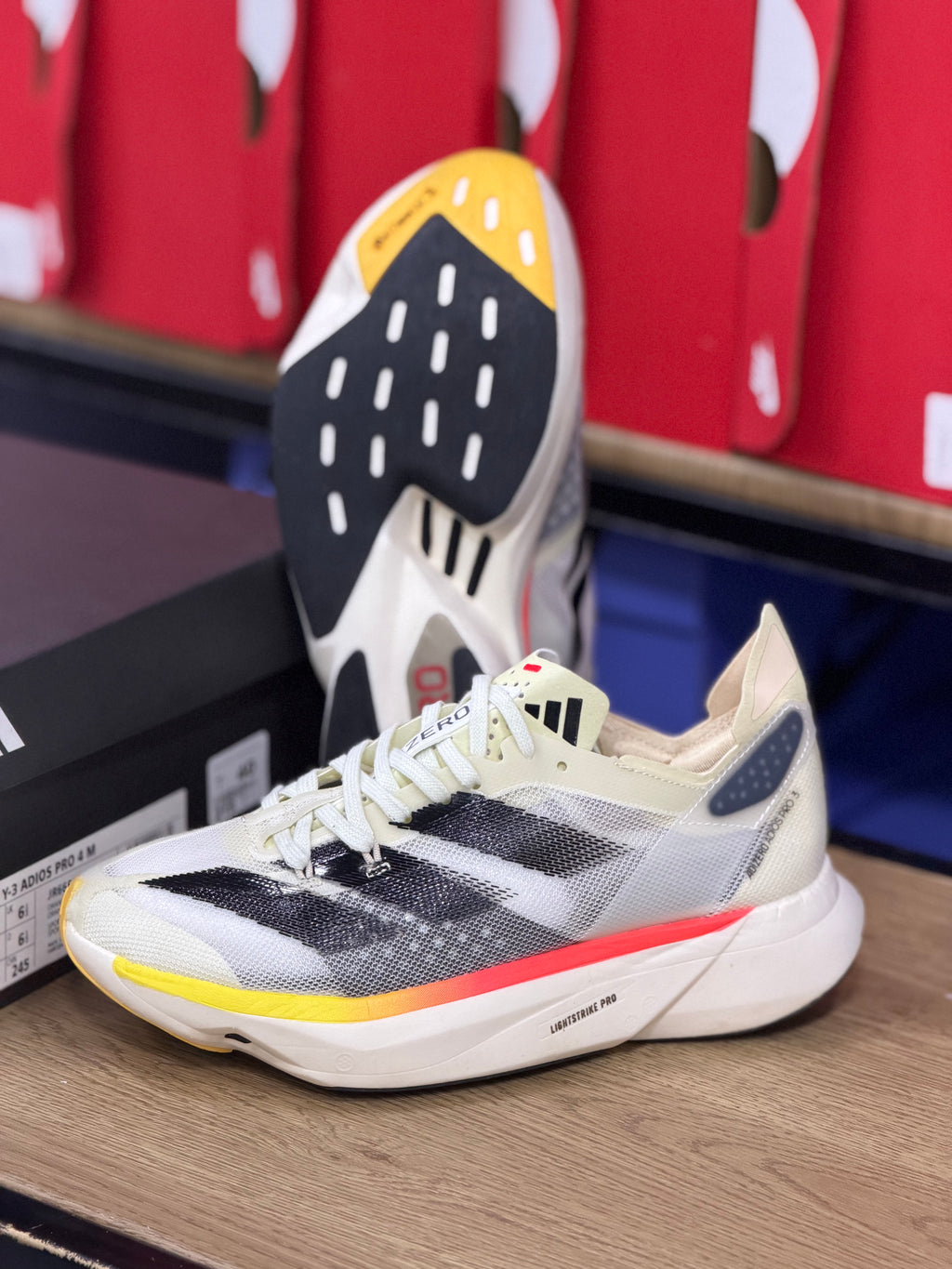 ADIZERO ADIÓS PRO 3