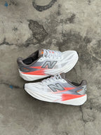NEW BALANCE REBEL V5