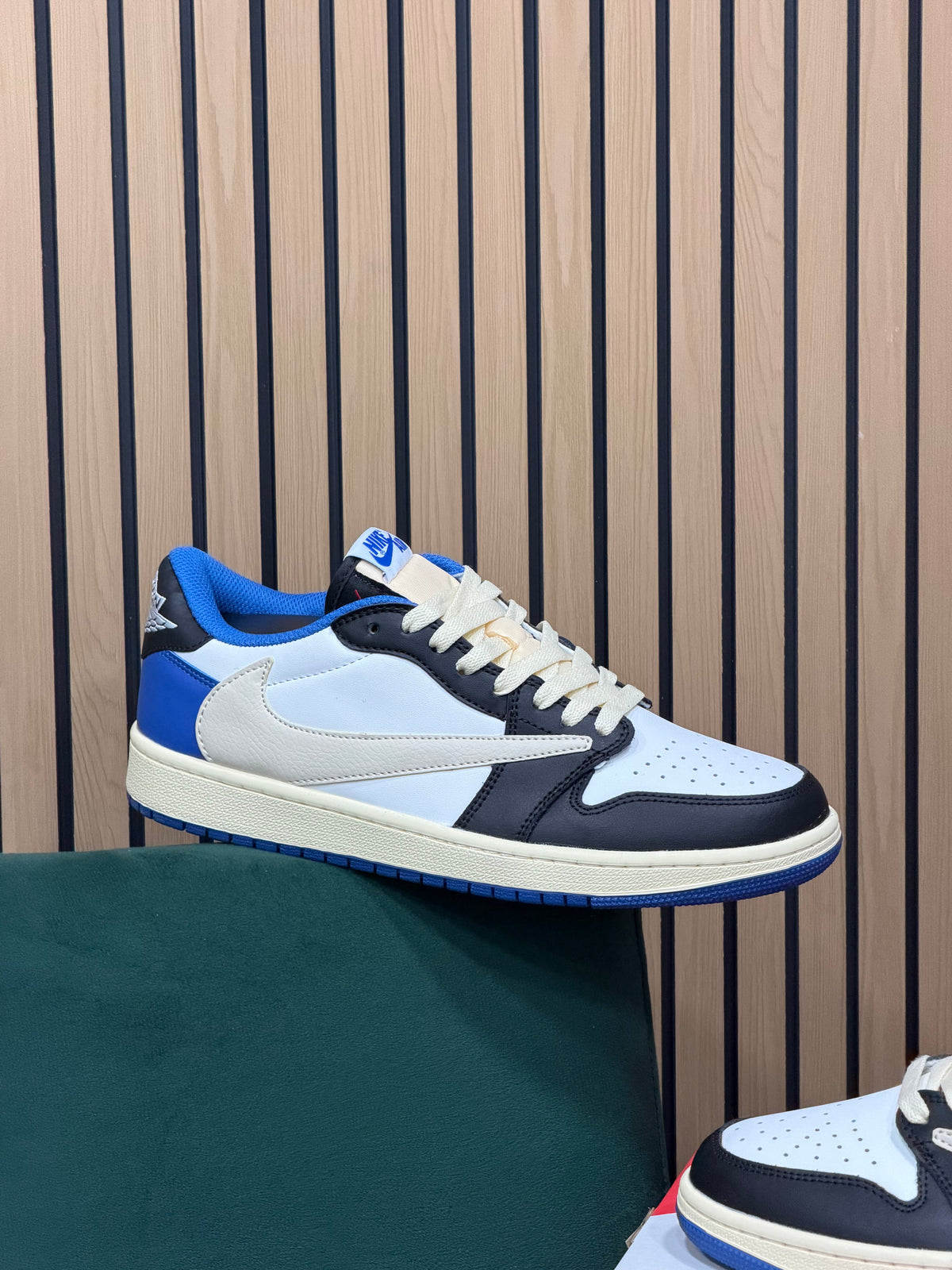 NIKE SB