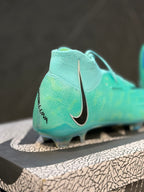 NIKE GUAYO GAMA MEDIA