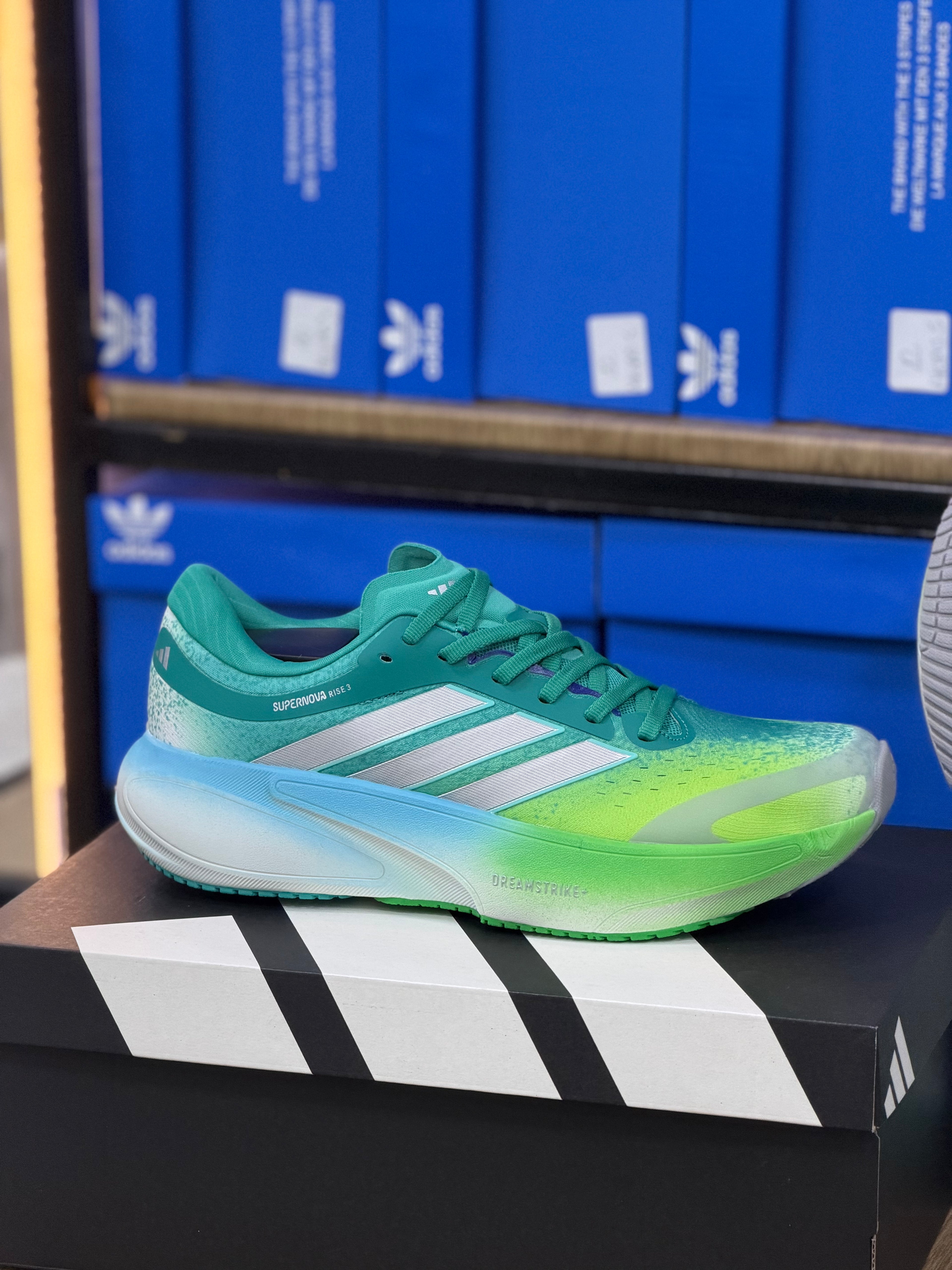ADIDAS SUPERNOVA RISE 3
