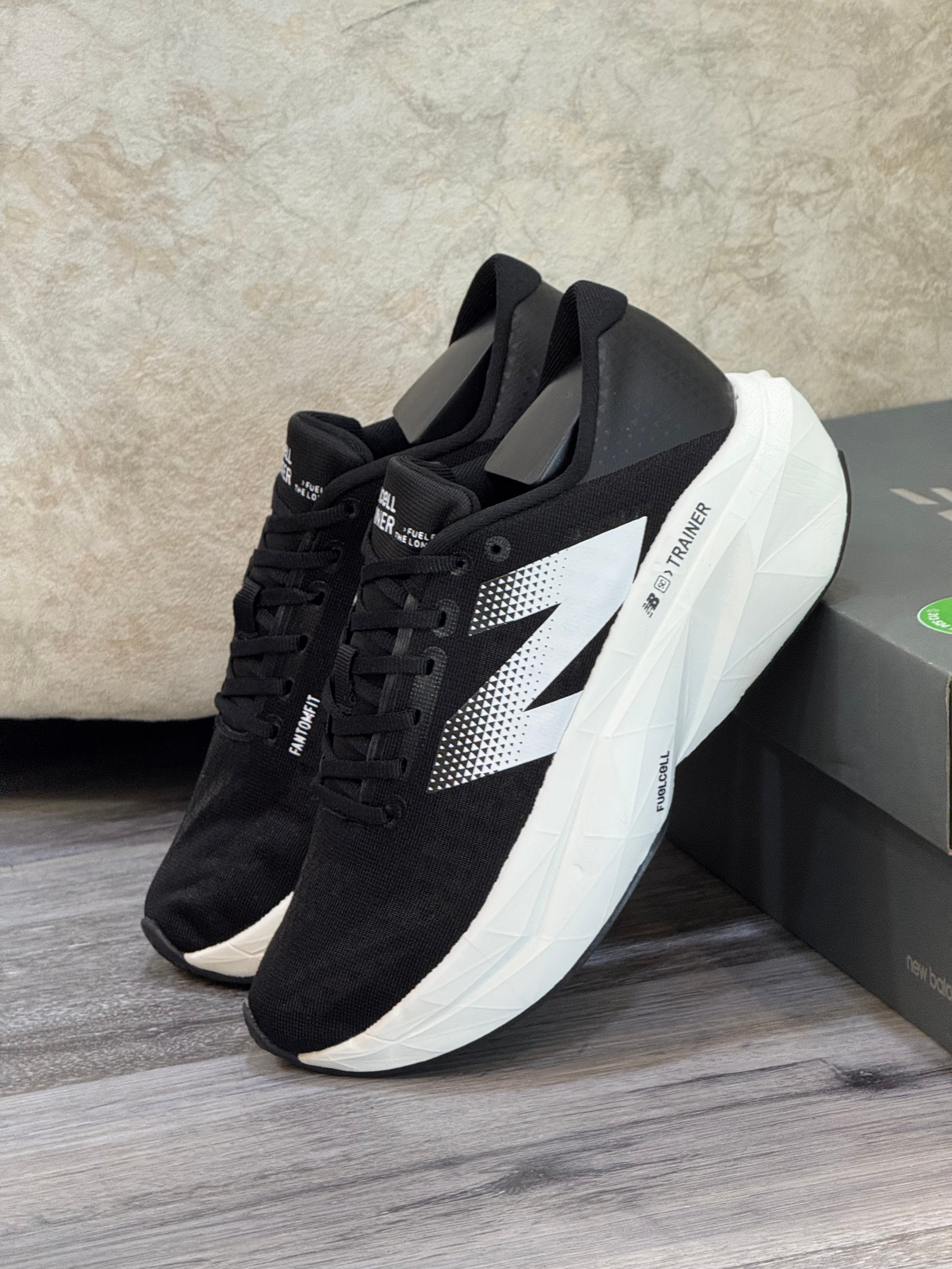 NEW BALANCE TRAINER