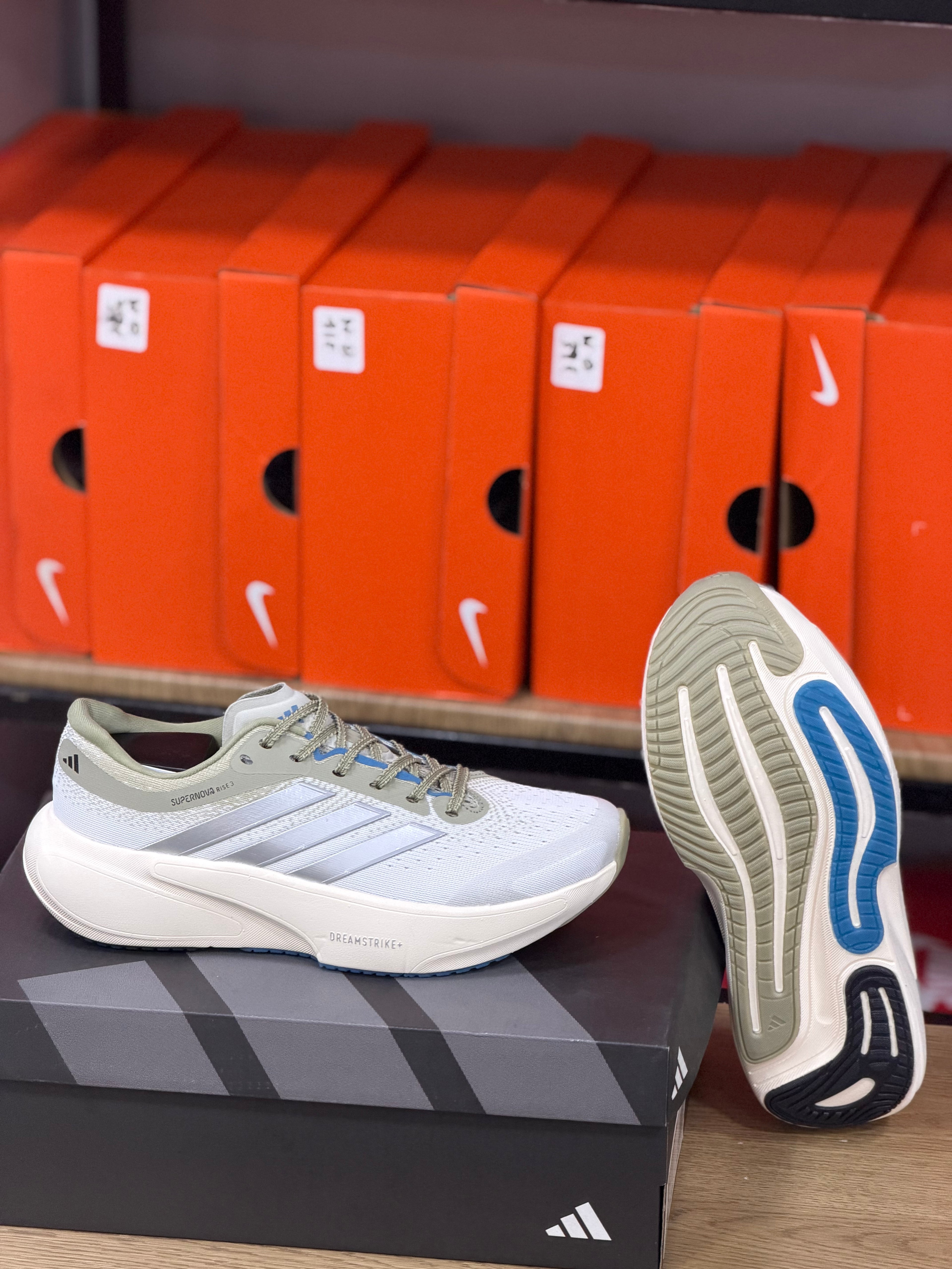 ADIDAS SUPERNOVA RISE