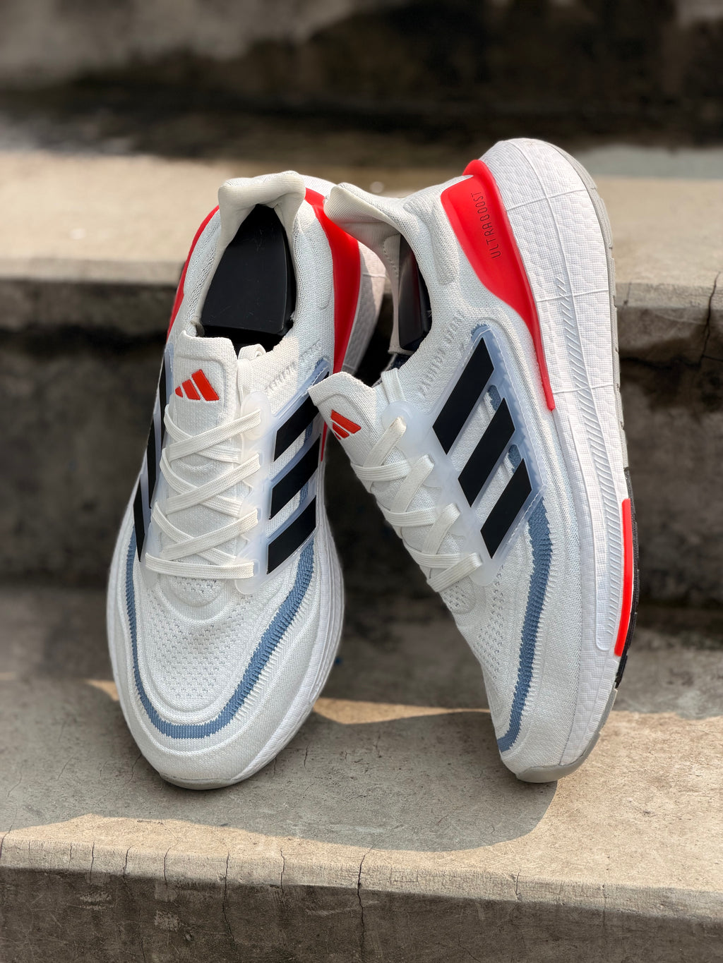 ADIDAS ULTRABOOTS LIGHT
