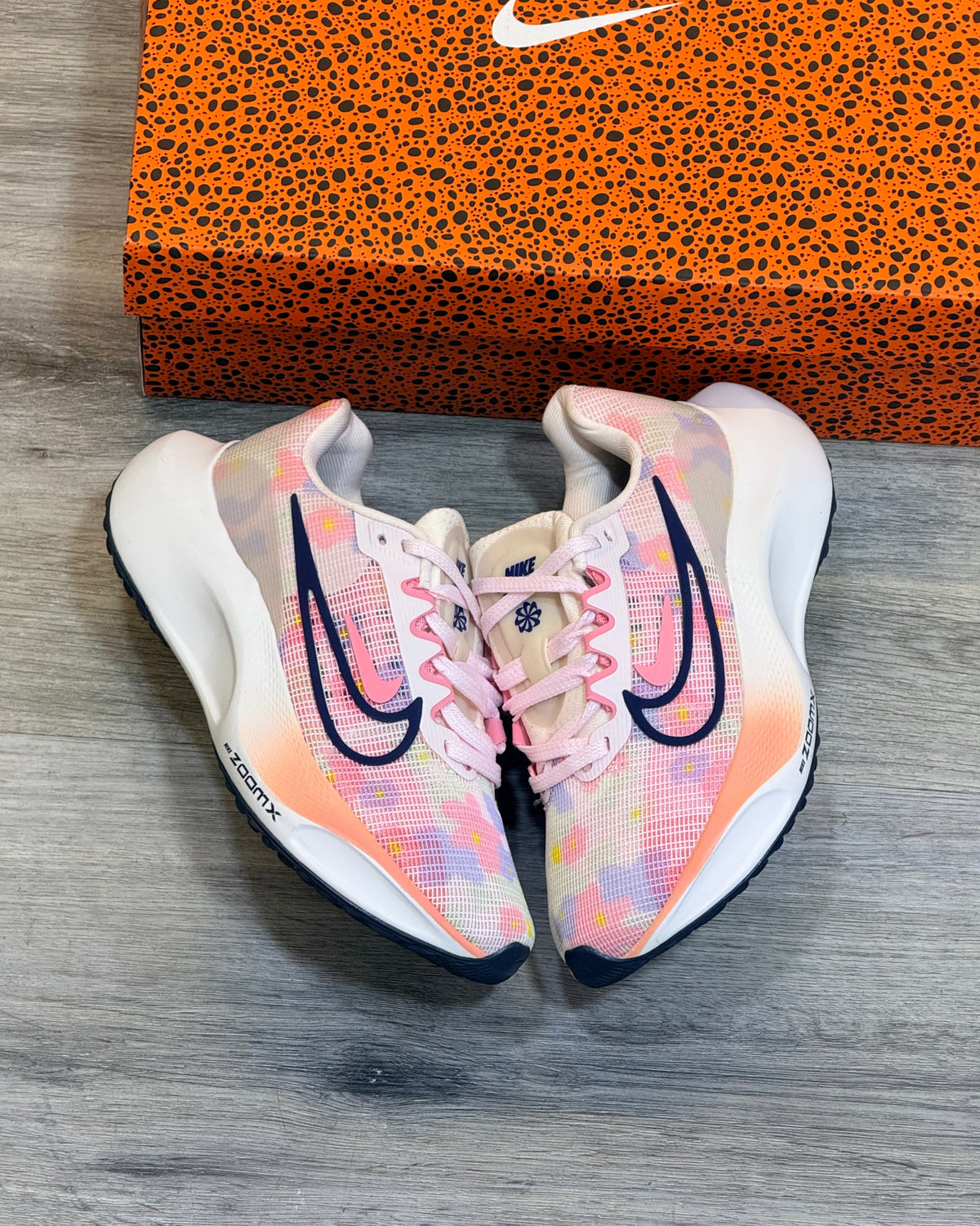 NIKE ZOOM FLY 5