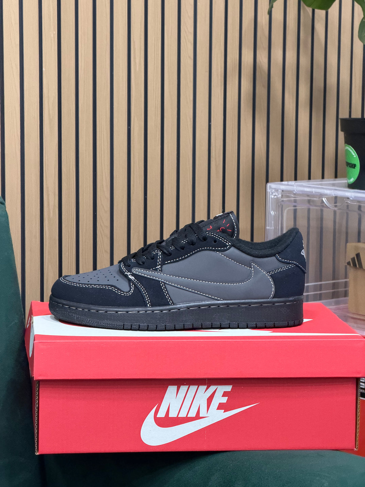 NIKE SB