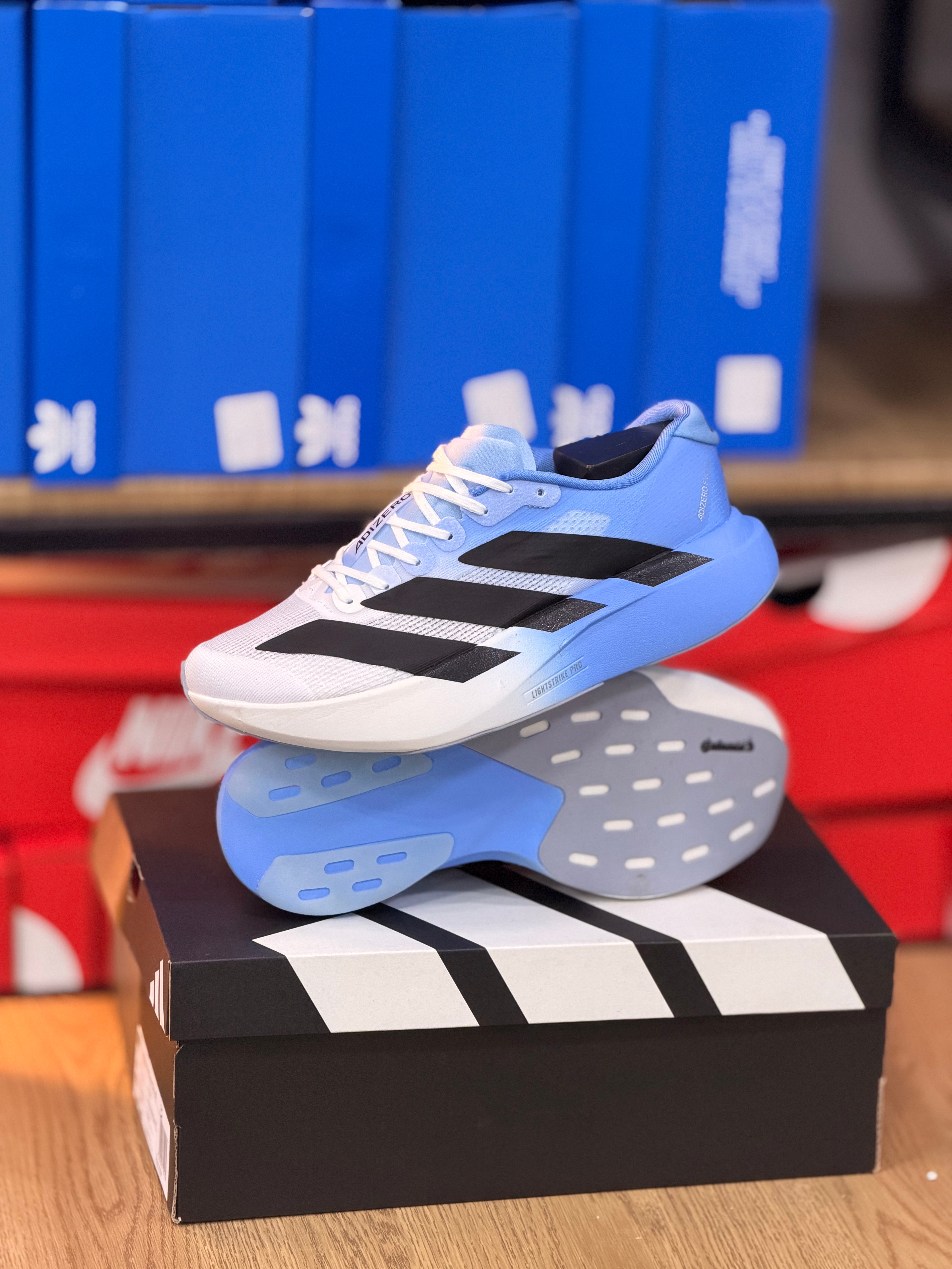 ADIZERO SL